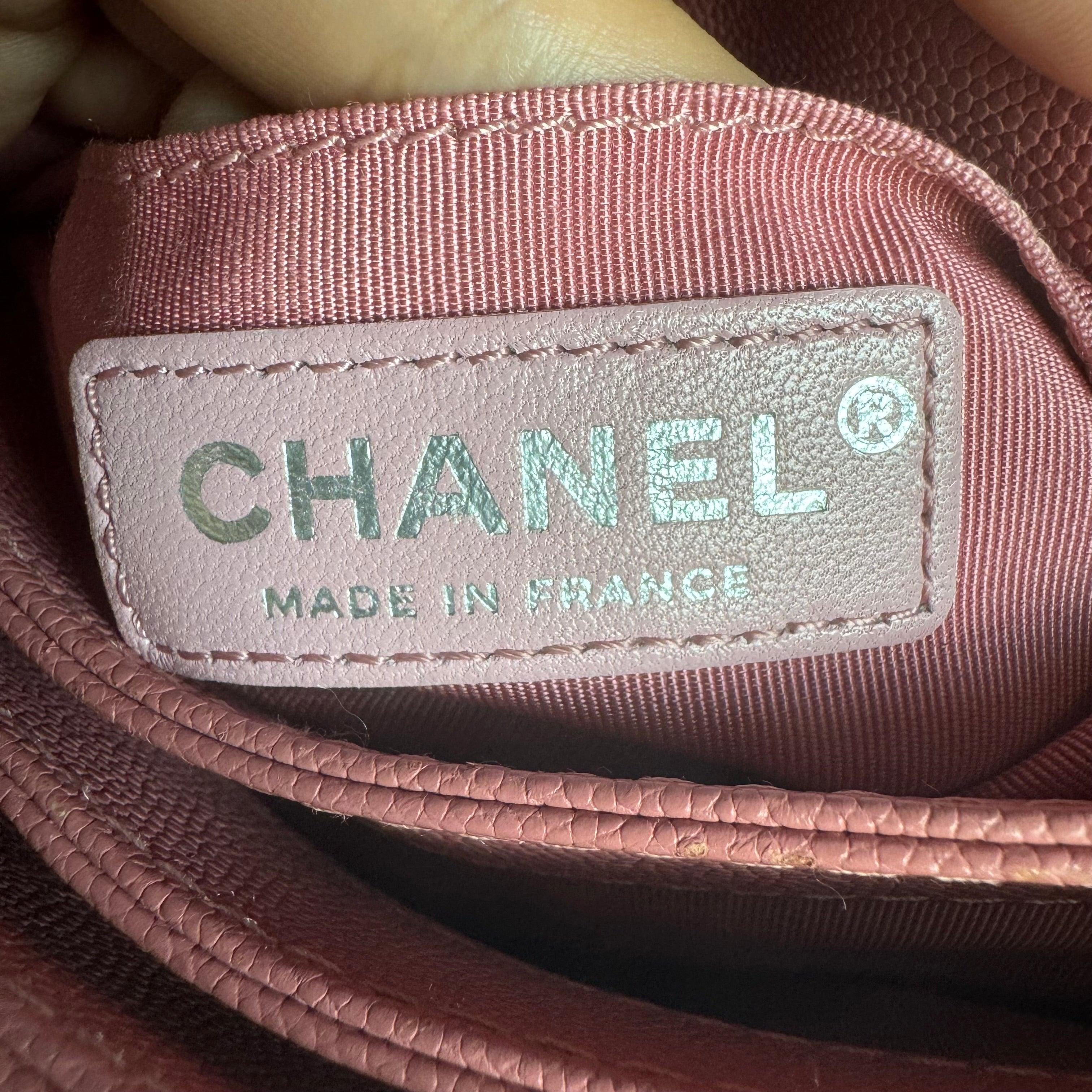 Chanel Small Urban Companion Flap Bag in Mauve Pink Caviar Leather, 2018-2019 For Sale 9