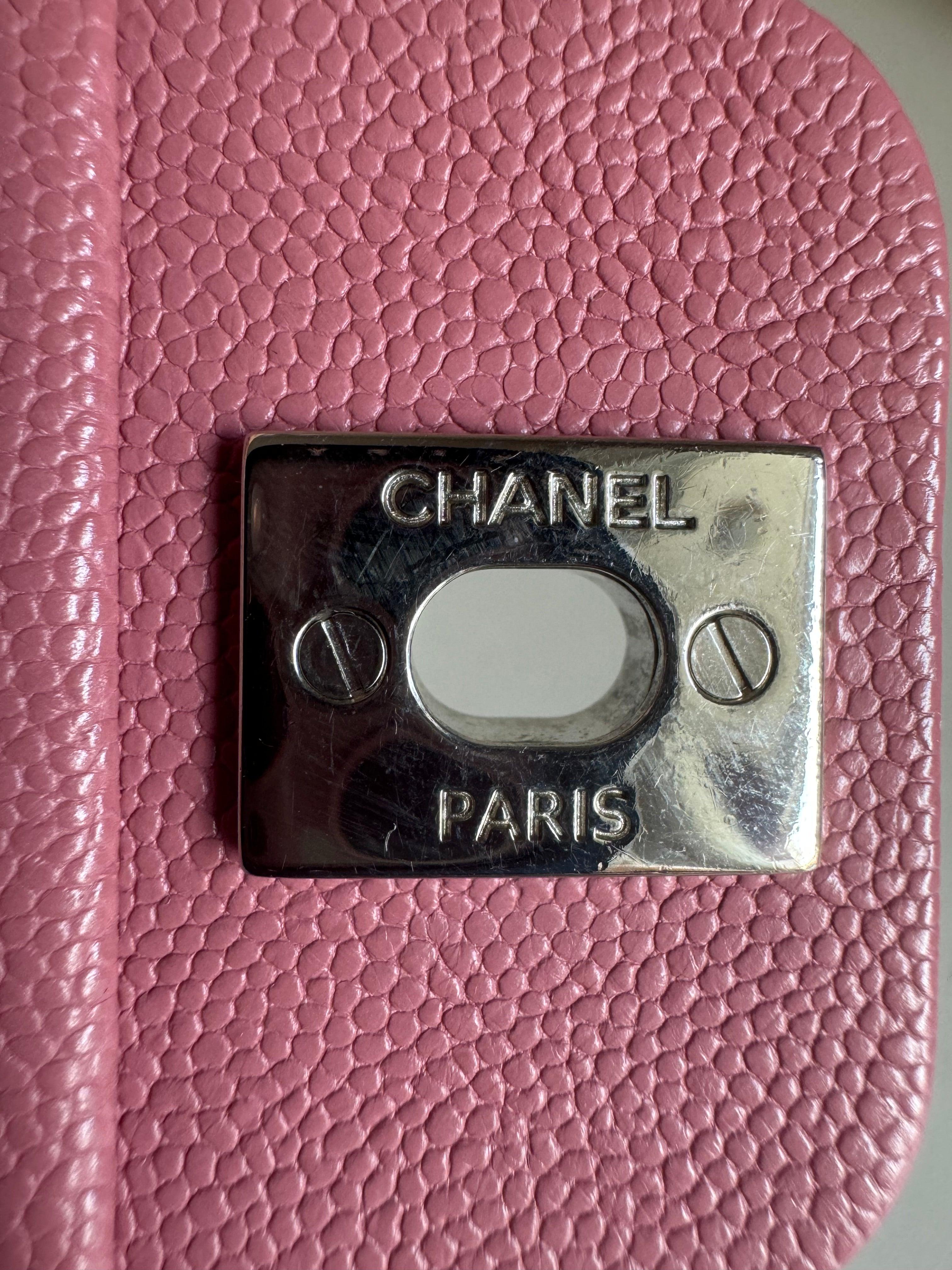 Chanel Small Urban Companion Flap Bag in Mauve Pink Caviar Leather, 2018-2019 For Sale 10