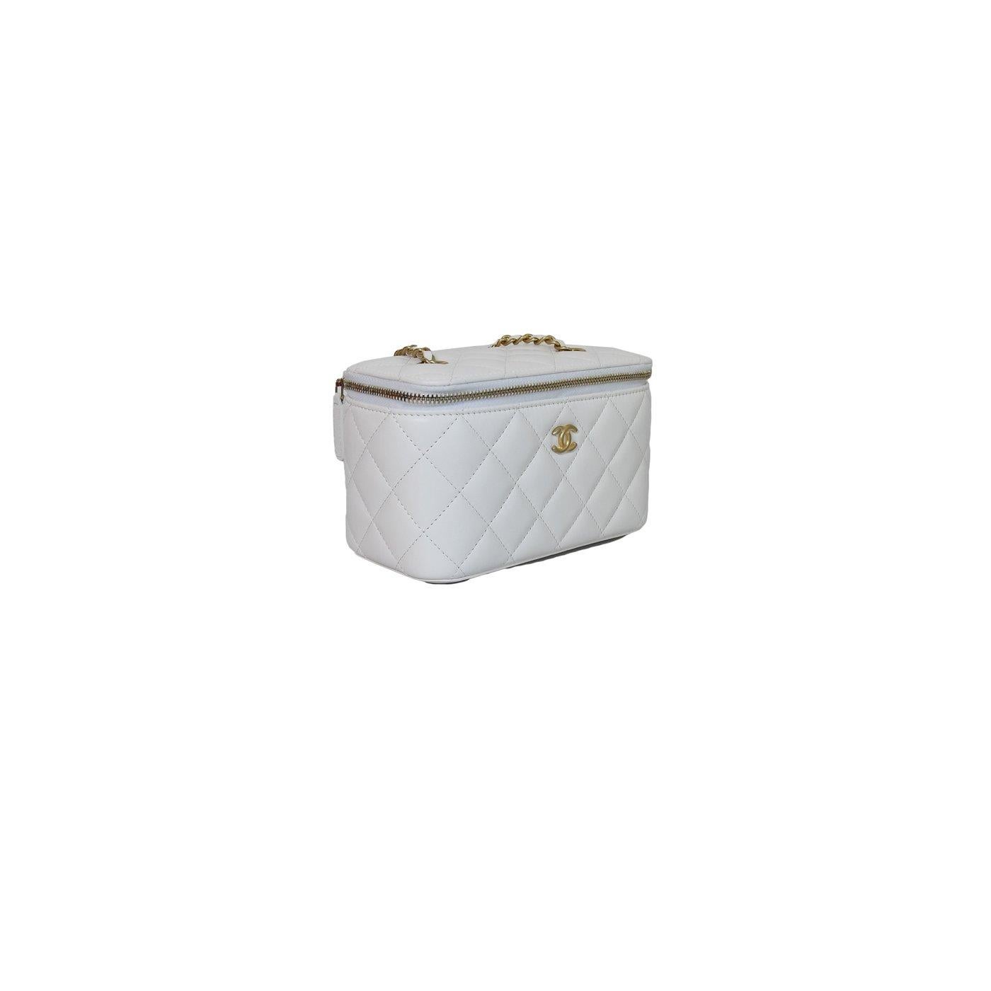 Kleine Chanel Vanity Bag mit Perlen Crush in Weiß (Grau) im Angebot