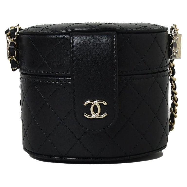 NIB 100%AUTH CHANEL 22C Black Caviar Leather Mini Vanity Handle Bag With  Chain