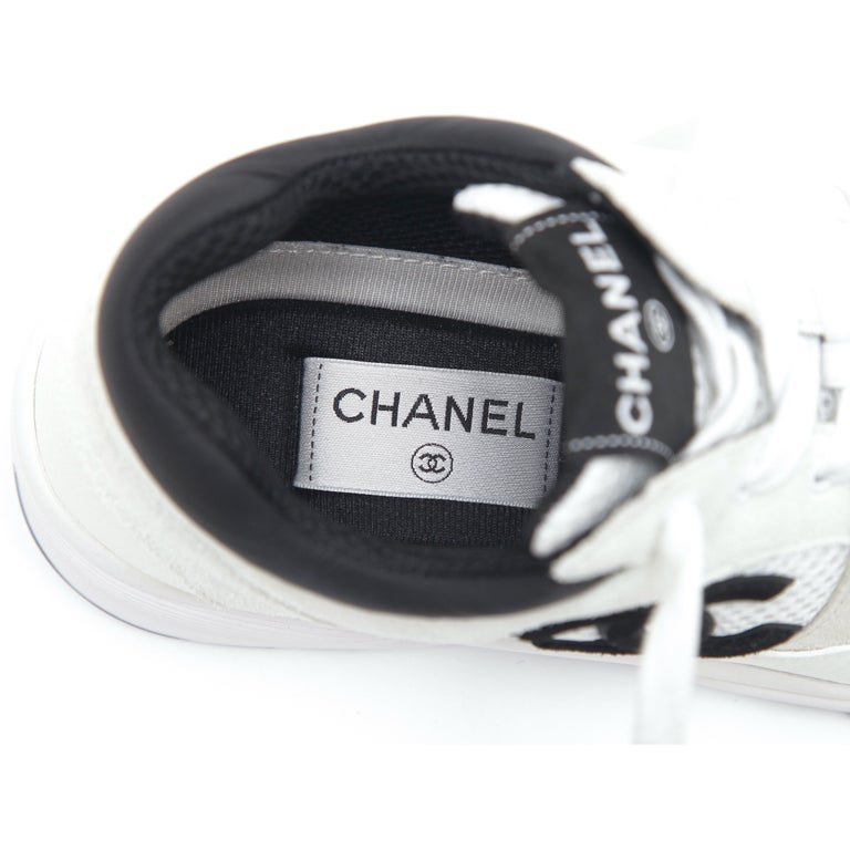 CHANEL Sneaker White Leather Suede Black CC Mesh Fabric Lace-Up Sz 38 2022