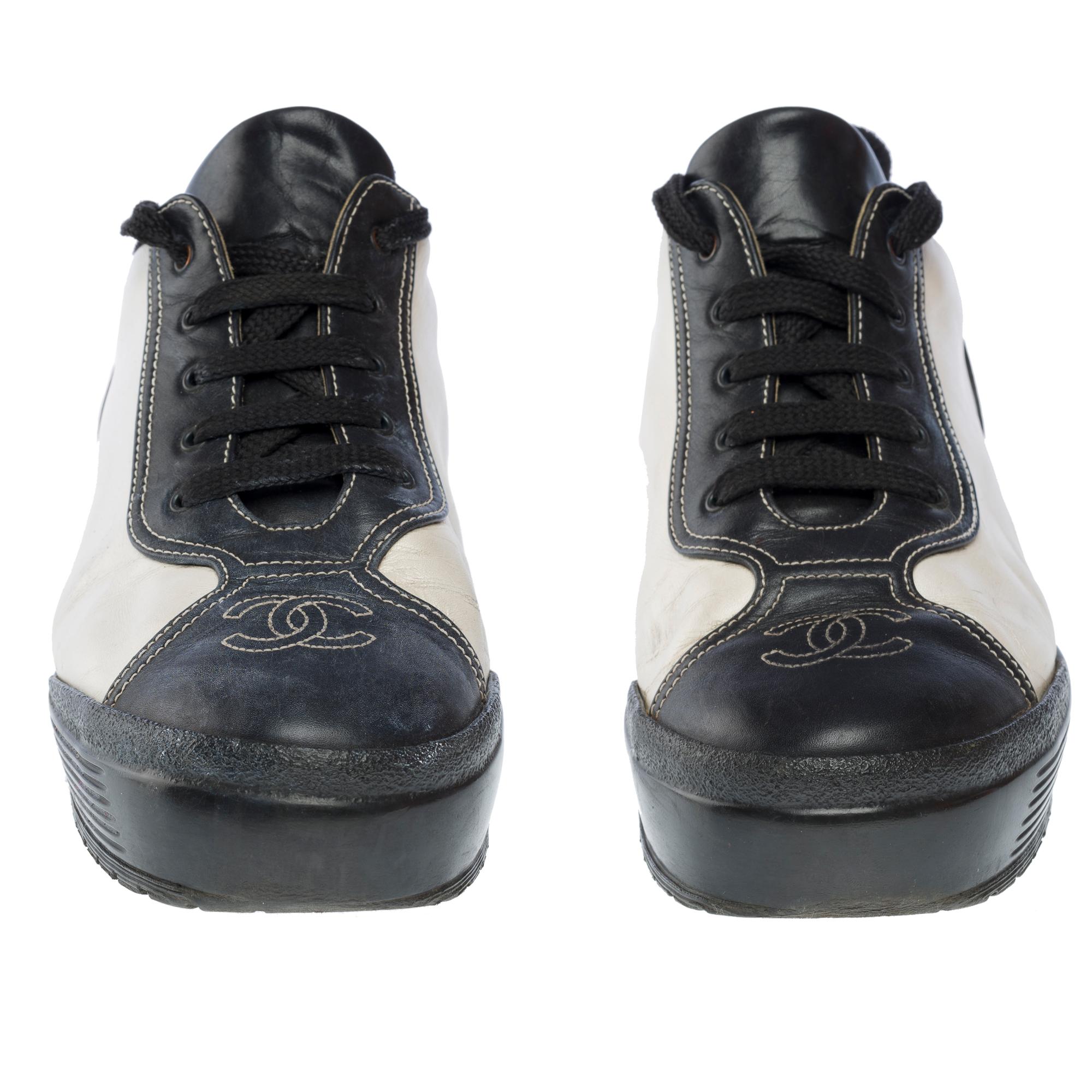 Uomo Sneakers Chanel allacciate in pelle di agnello nera, perlata, taglia 40 in vendita