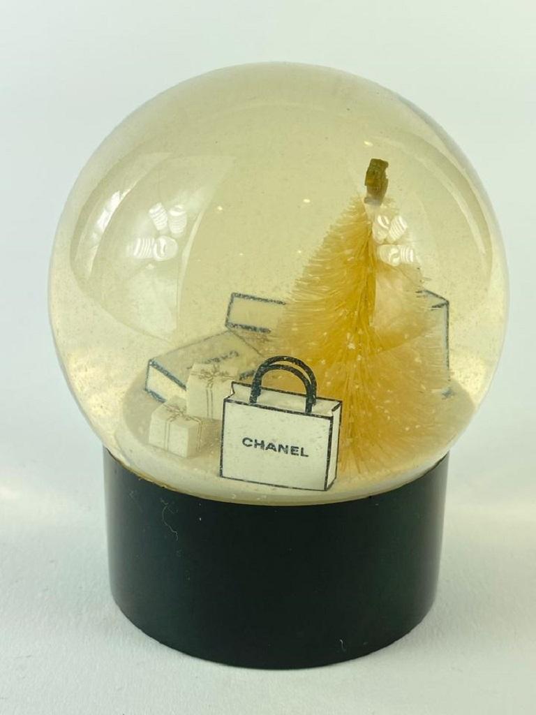 Chanel Snow Globe Paperweight Holiday Gift 2C1117 For Sale at 1stDibs
