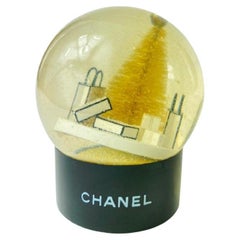 Chanel Snow Globe Paperweight Holiday Gift 2C1117  