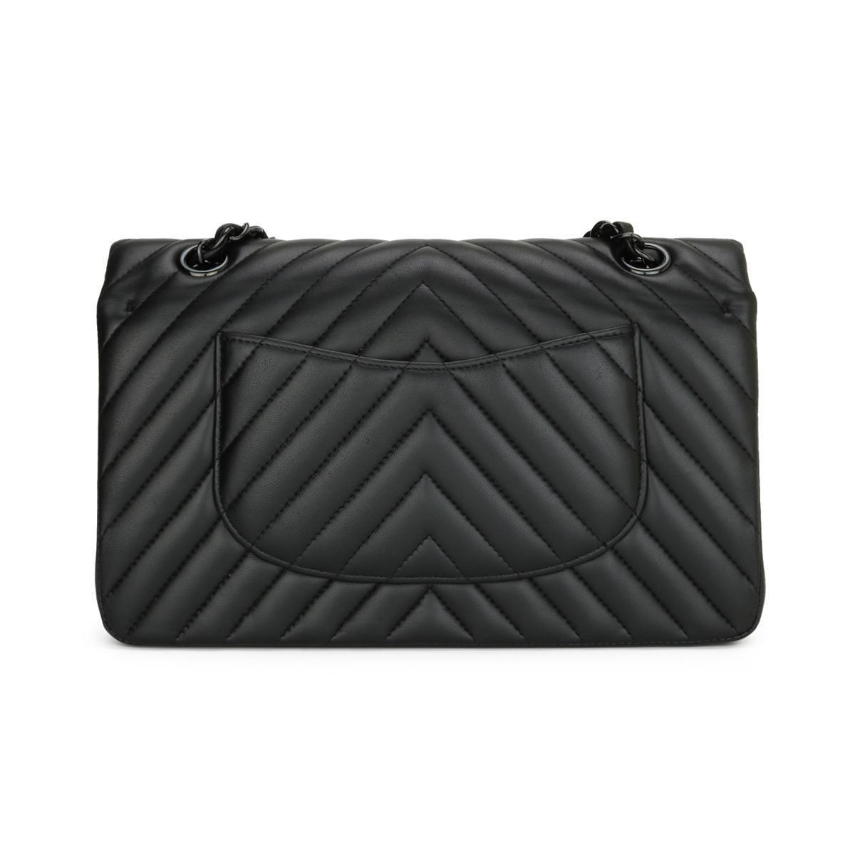 Chanel so black sales chevron jumbo