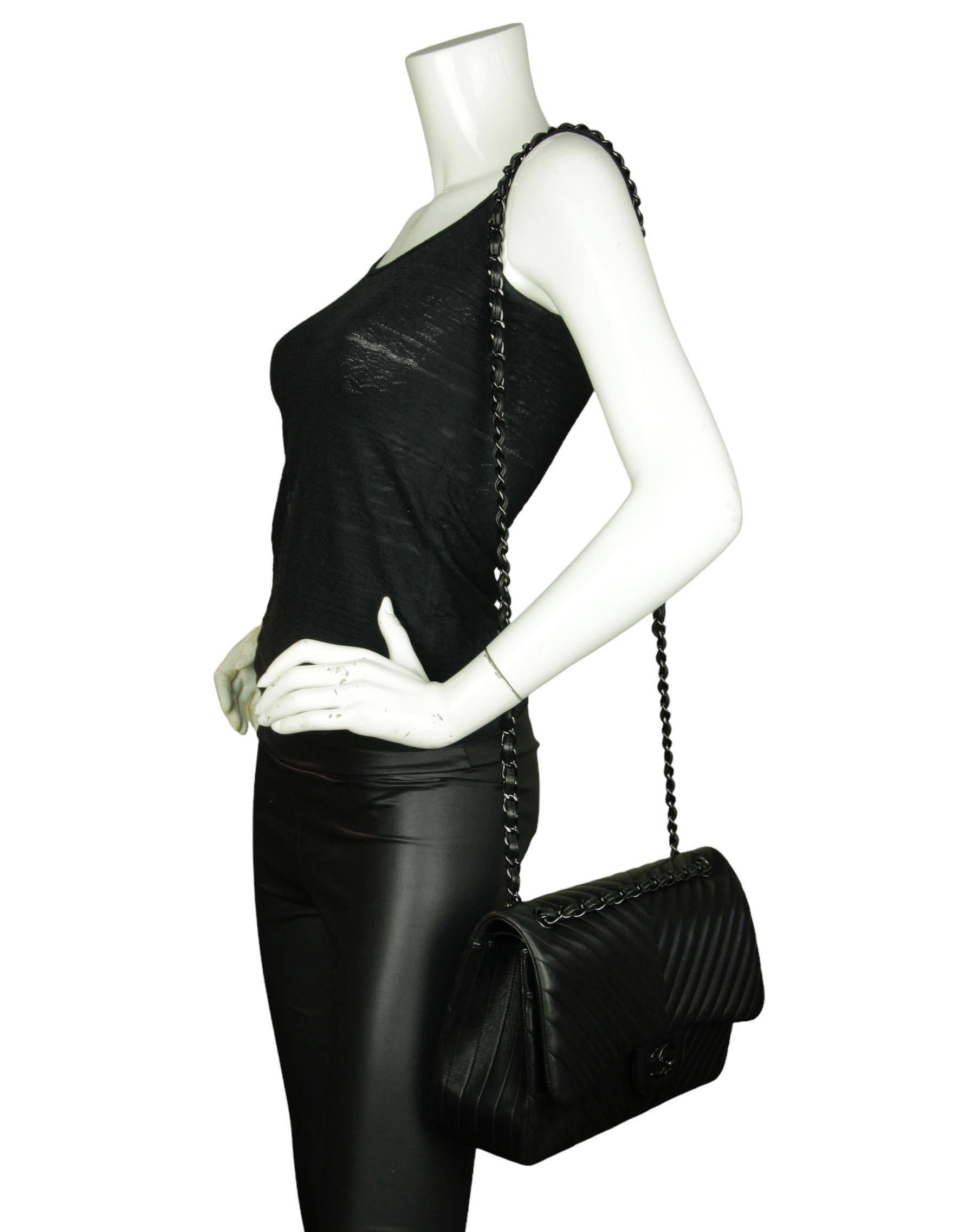 Chanel SO Black Lambskin Chevron Quilted Double Flap Jumbo Flap In Excellent Condition For Sale In New York, NY