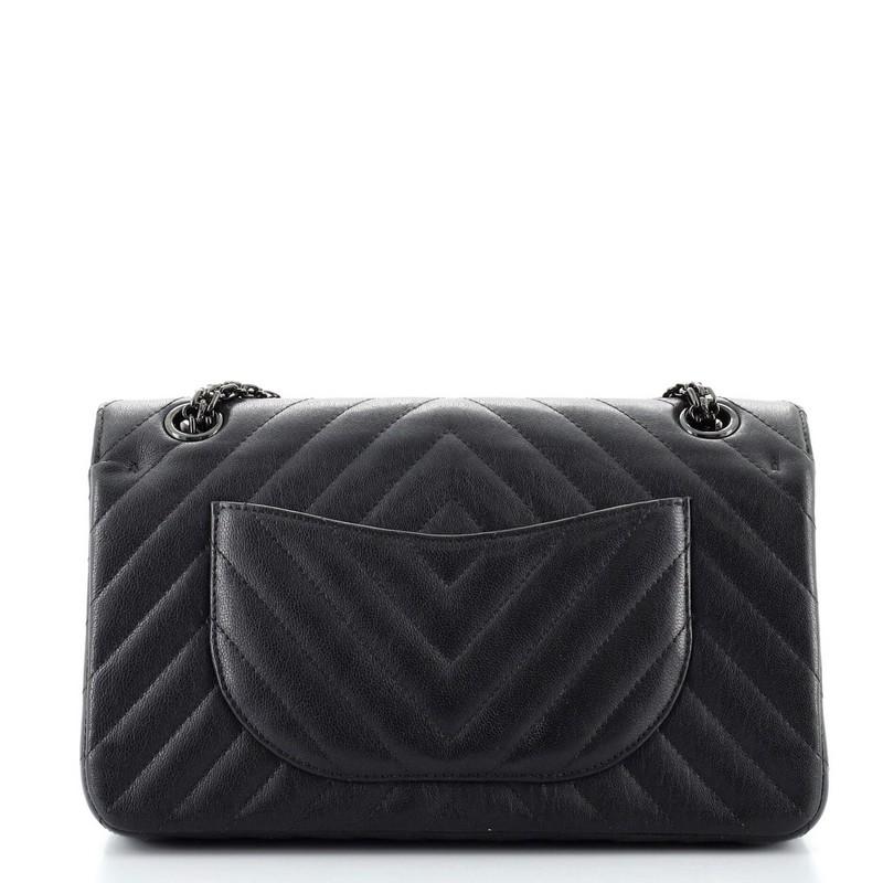 Women's or Men's Chanel So Black Reissue 2.55 Flap Bag Chevron Sheepskin 225