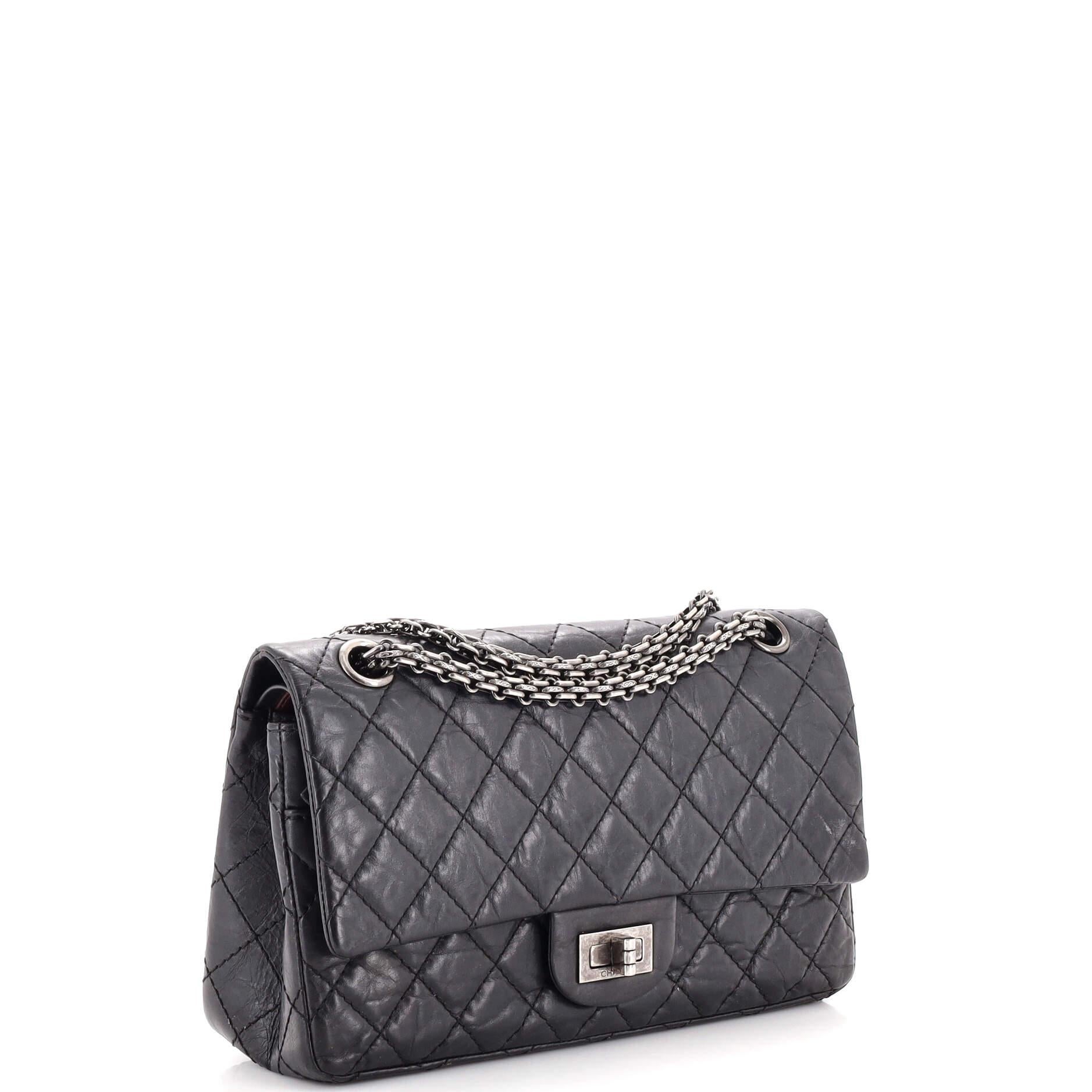 Chanel So Black Reissue 2.55 Flap Bag Quilted Aged Calfskin 225 In Good Condition In NY, NY