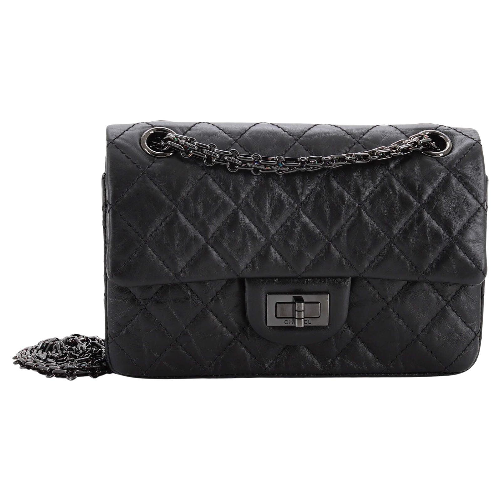Chanel 2.55 reissue so black sale
