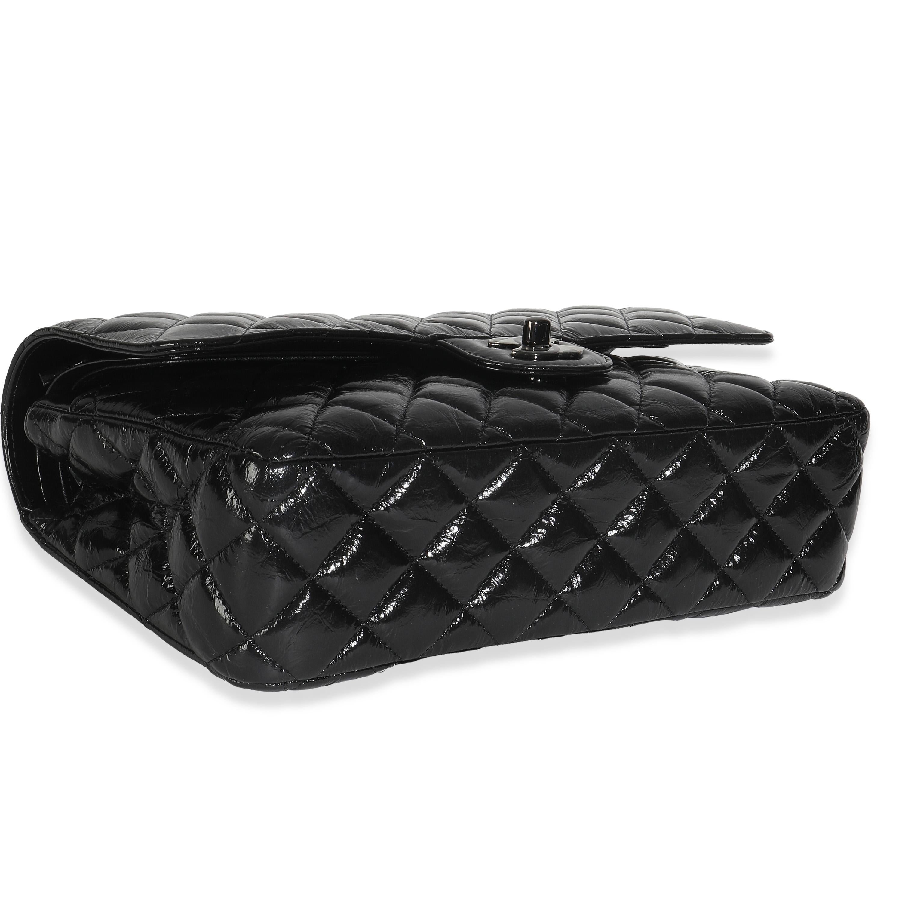 Chanel So Black Shiny Crumpled Quilted Calfskin Medium Classic Double Flap Bag en vente 2