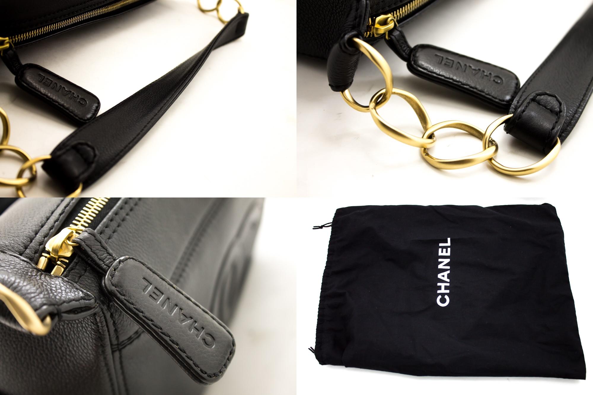 CHANEL Soft Caviar Chain Shoulder Bag Leather Black Zipper 3