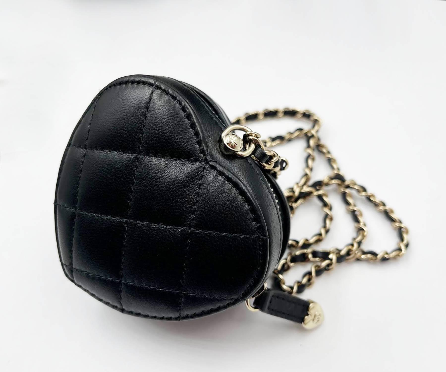Chanel Sold Out Black Heart Pouch Necklace Wristlet Bag In New Condition In Pasadena, CA