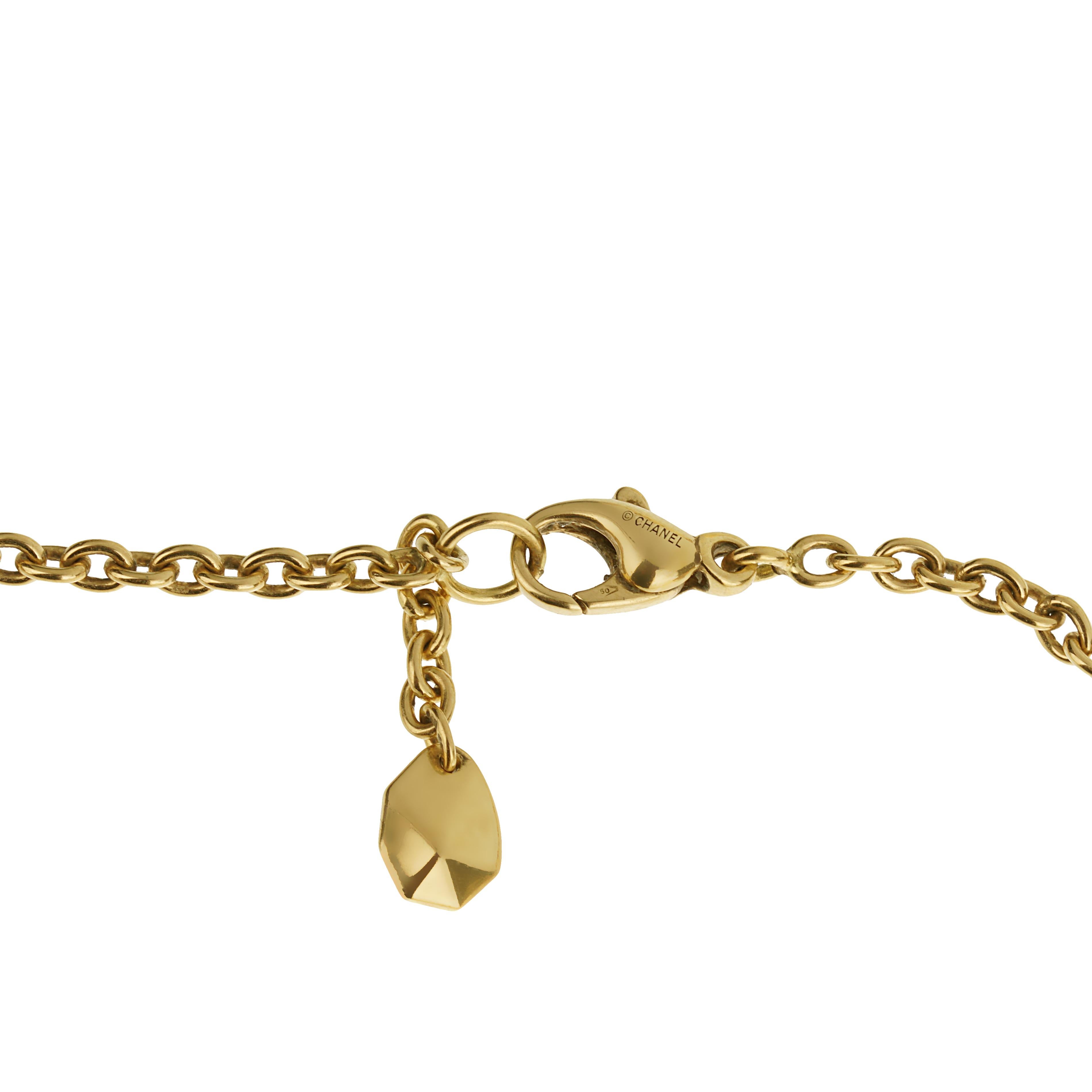 Chanel Sous Le Signe Du Lion Collier Sautoir en or jaune 18k Unisexe en vente