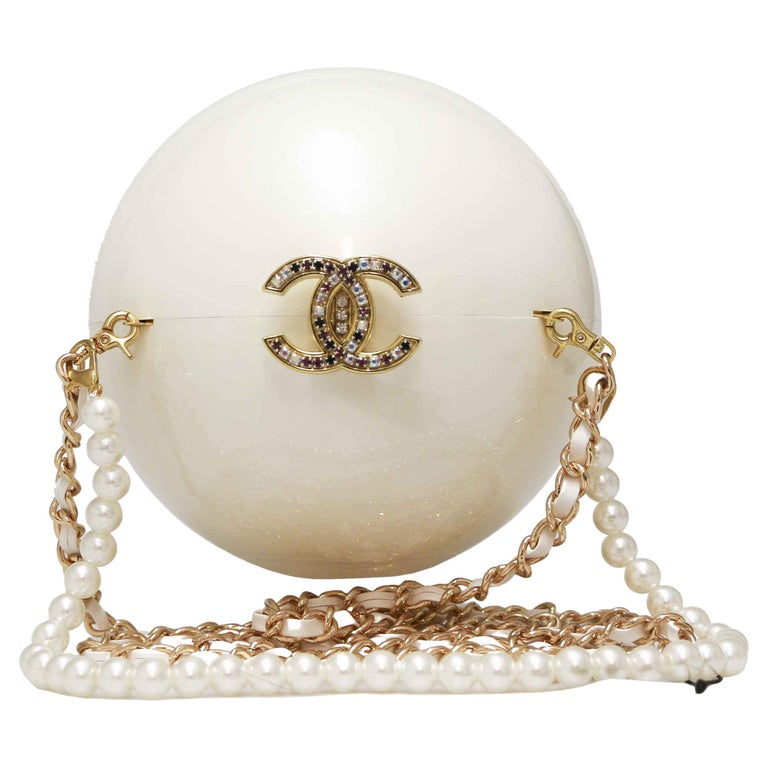 Acrylic Pearl Purse with Mini Pearl at Top – Polished Pearl Boutique