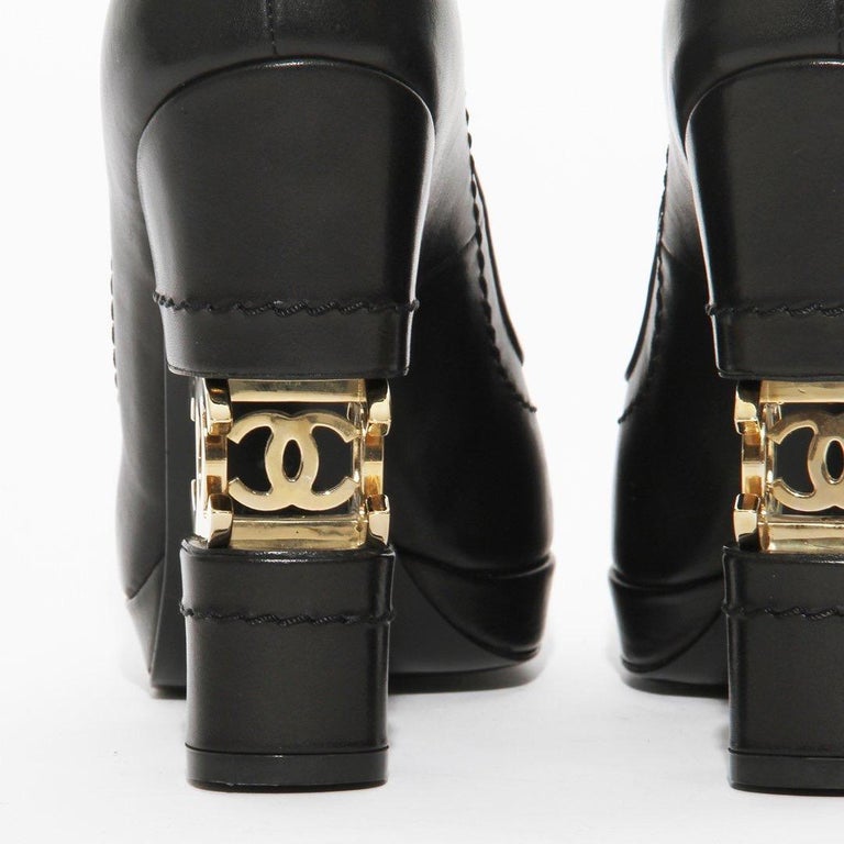 RvceShops Revival, BOLOGNA Chanel con cinturino Taglia