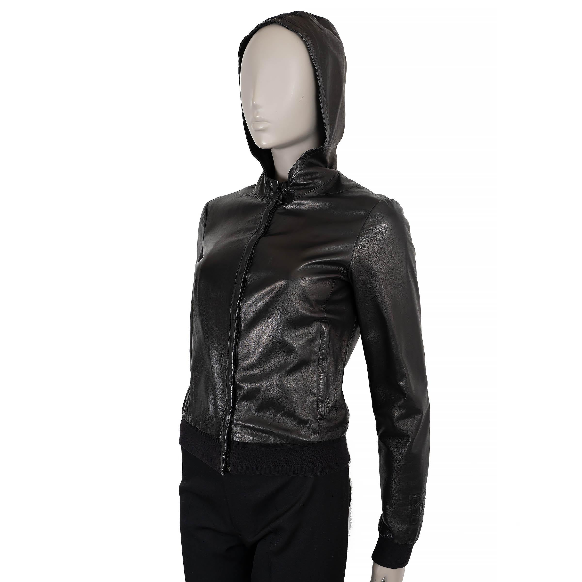 CHANEL SPORT schwarzes Leder 09P HOODED BOMBER Jacke 36 XS (Schwarz) im Angebot