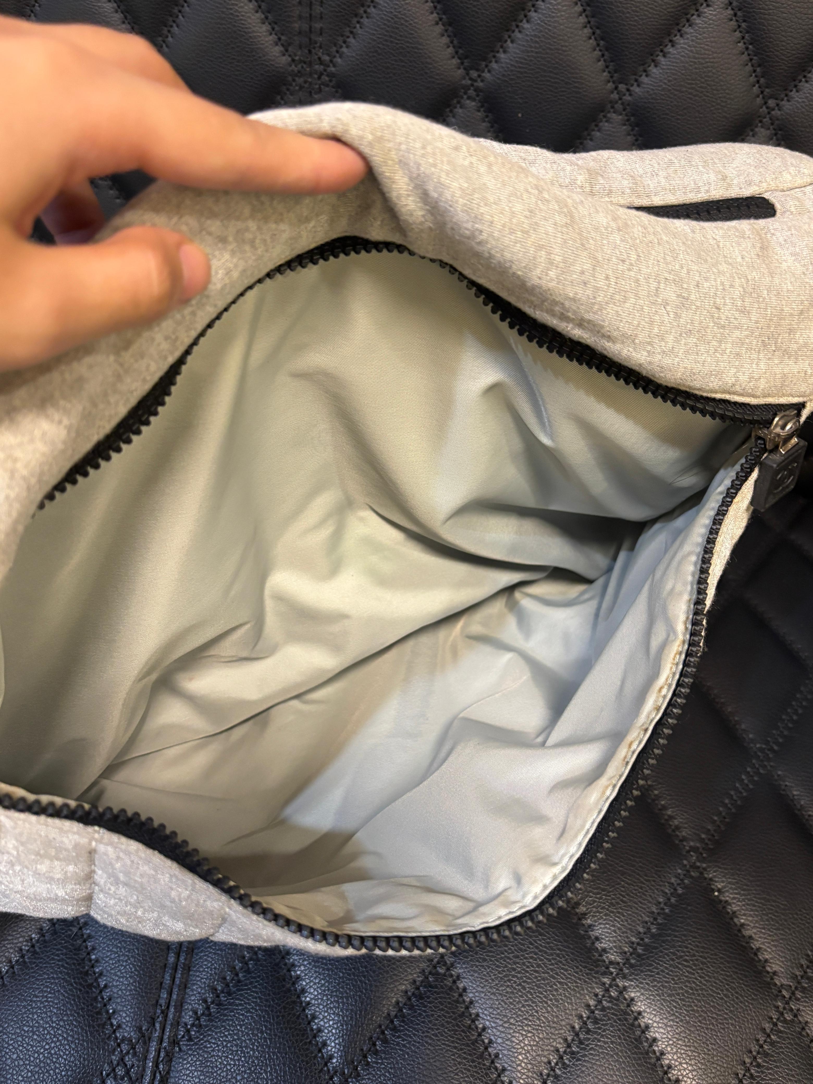 Chanel Sport Bolso Mensajero Grande Lana Gris en venta 10