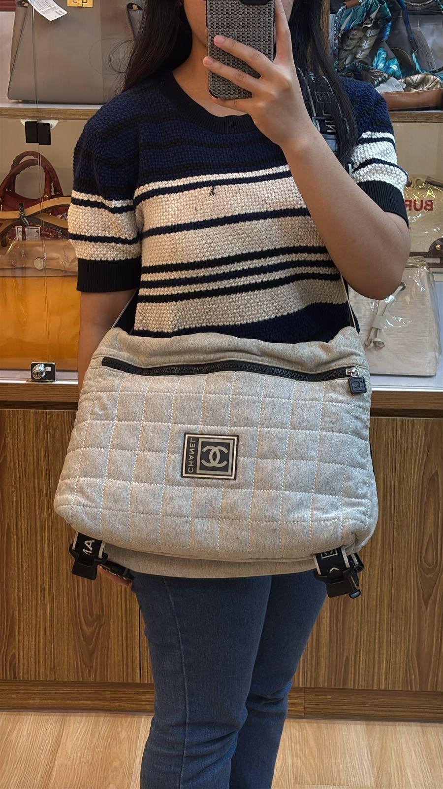 Chanel Sport Bolso Mensajero Grande Lana Gris en venta 13