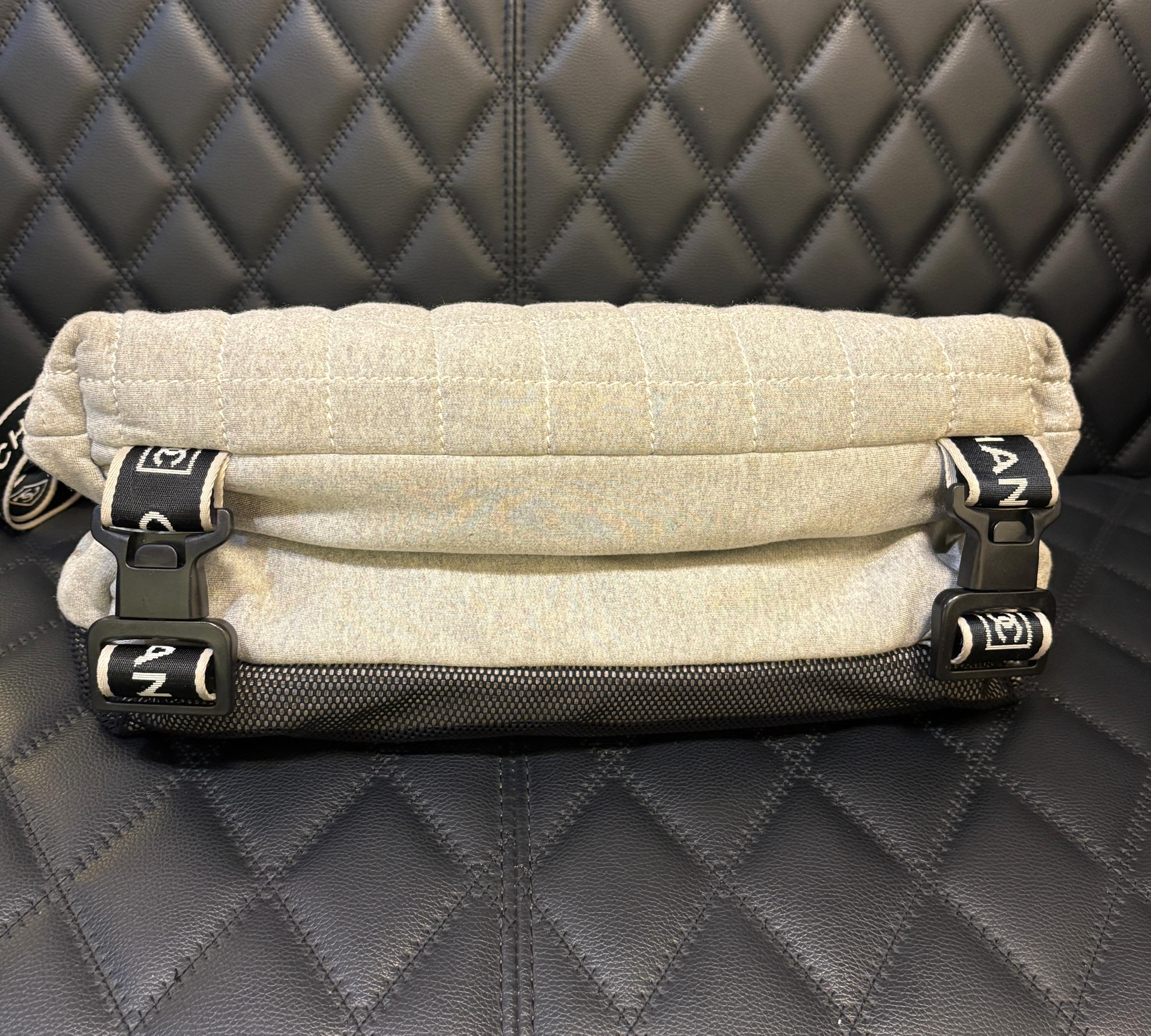 Chanel Sport Bolso Mensajero Grande Lana Gris en venta 1