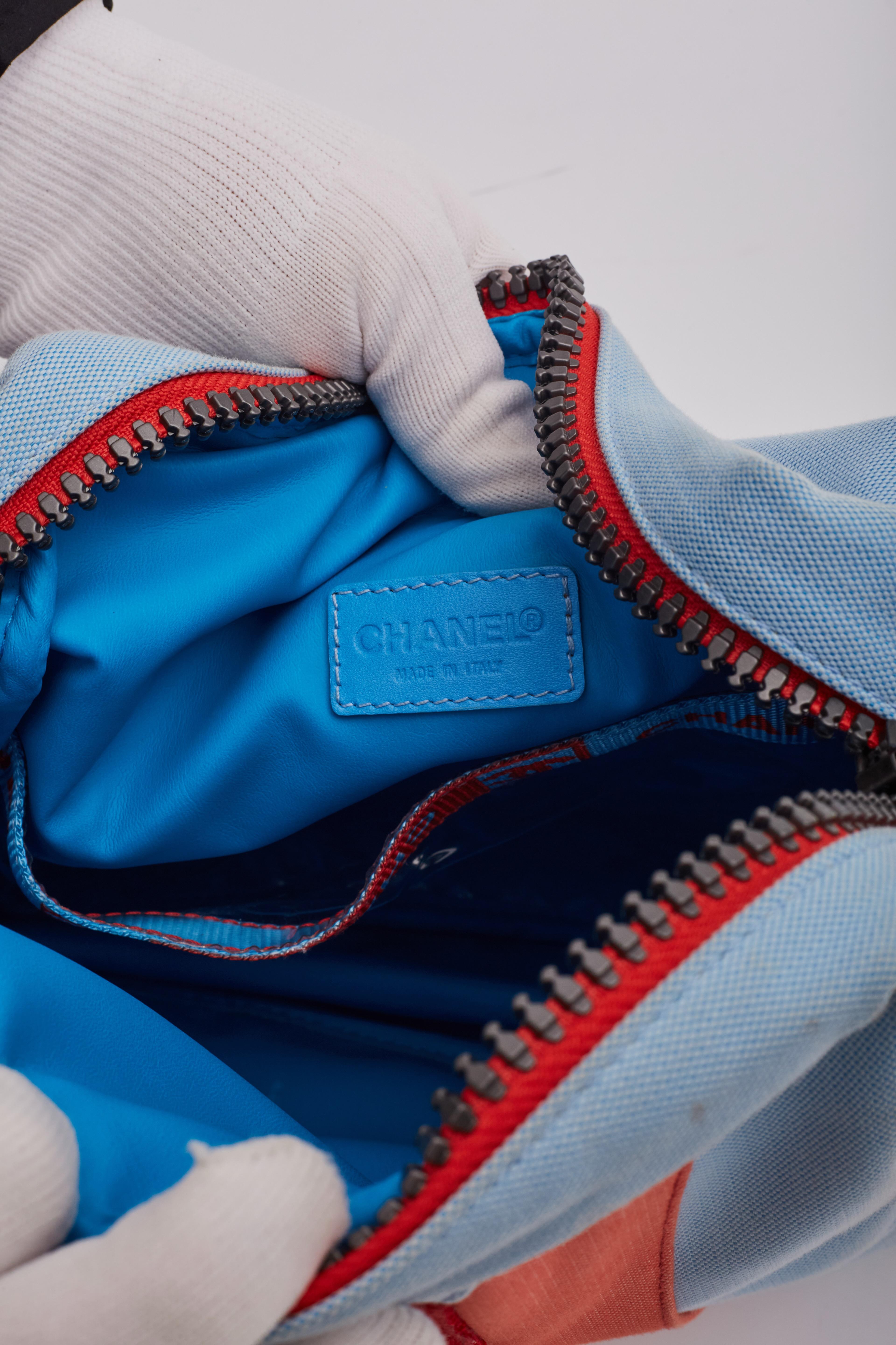 Chanel Sport Ligne Blau Logo Messenger Bag Groß im Angebot 4