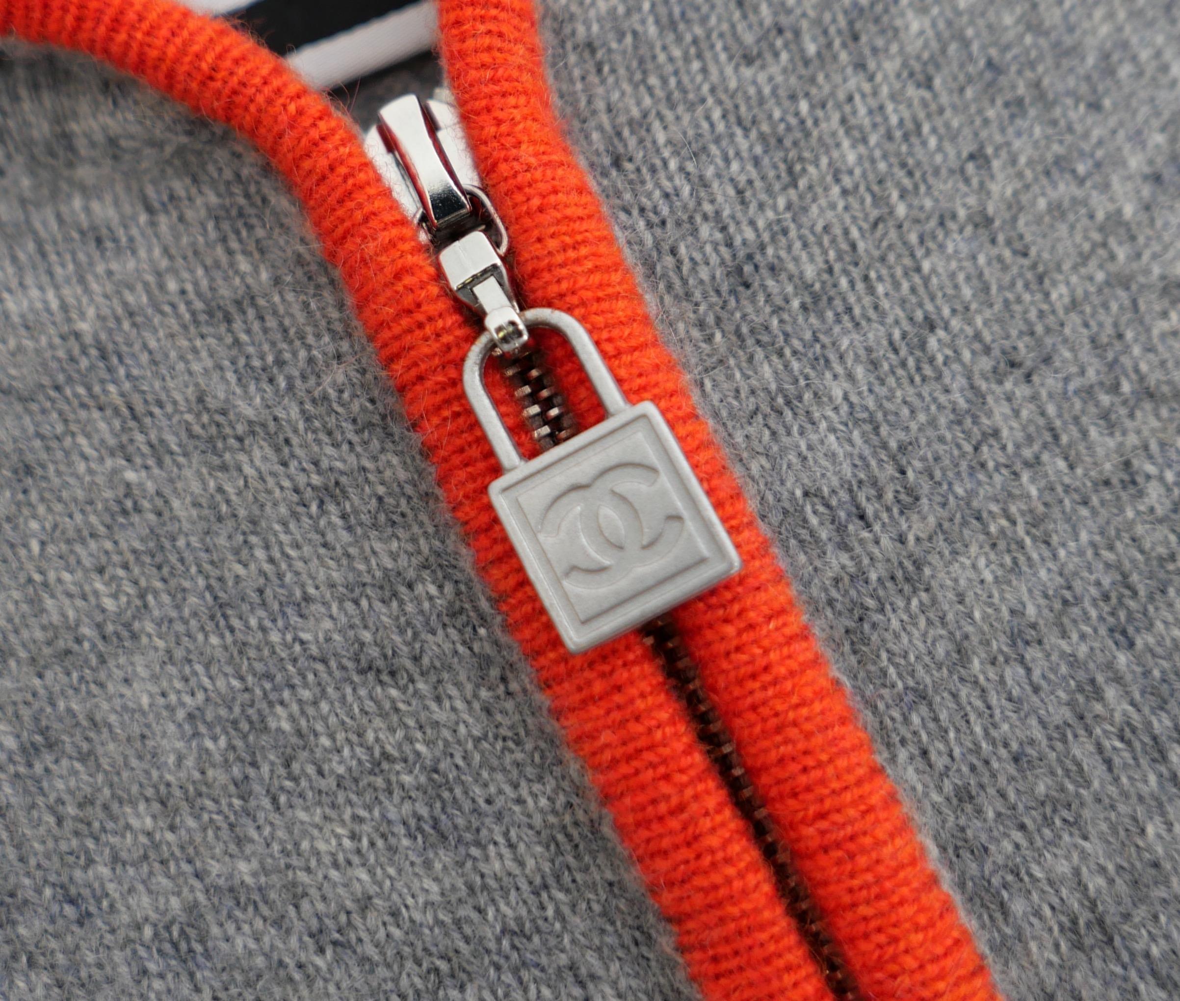 Gray Chanel Sport Line 2009 09P Cashmere Zip Front Long Cardigan For Sale
