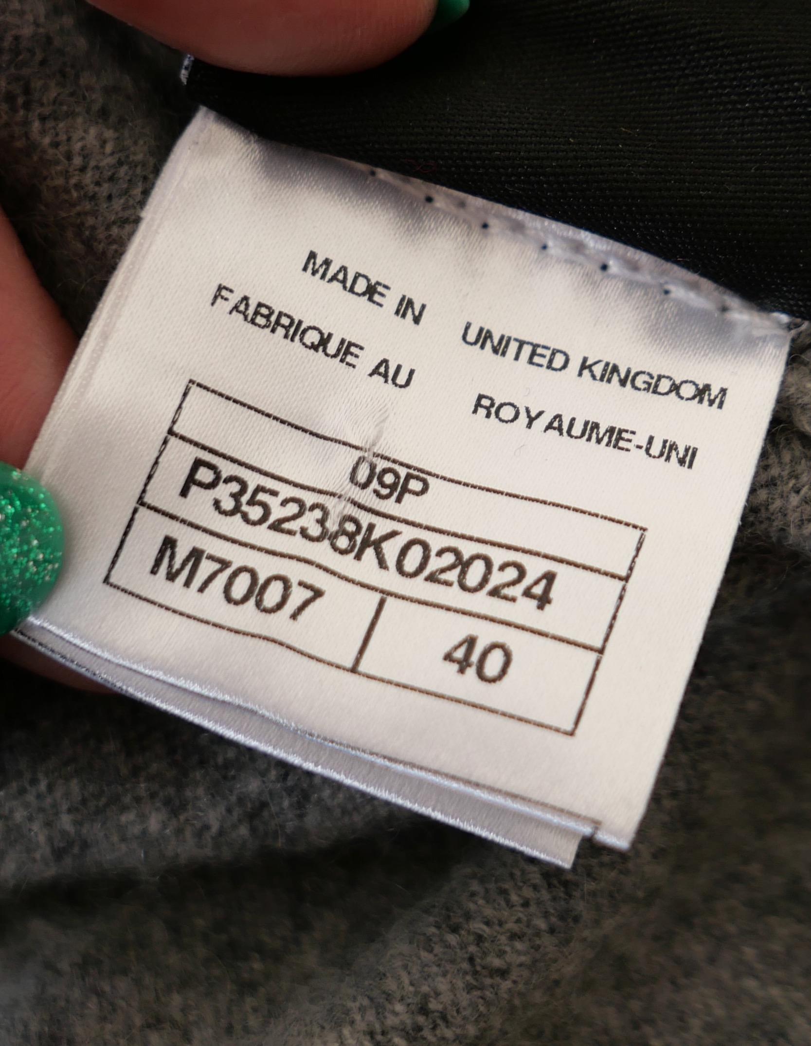 Chanel Sport Line 2009 09P Cashmere Zip Front Long Cardigan For Sale 4