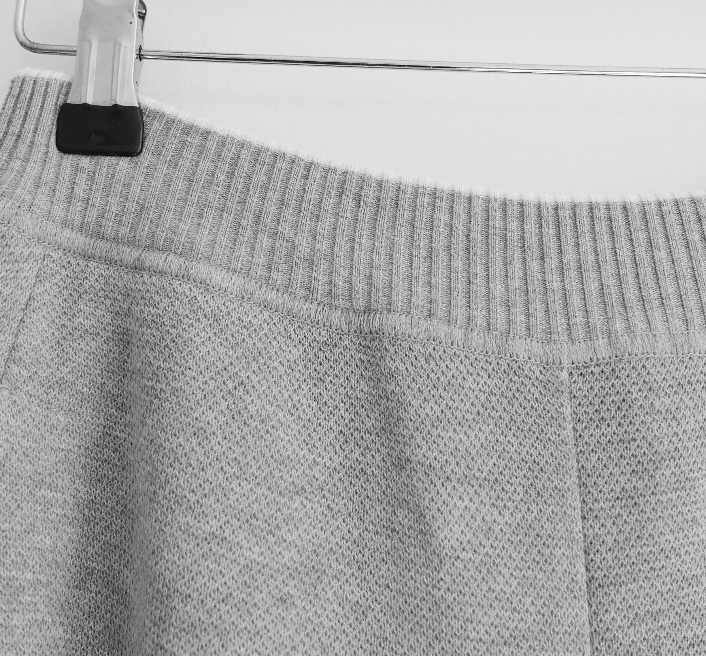 Chanel Sport Line 2009 09P Track Pants Pantalones Gris en venta