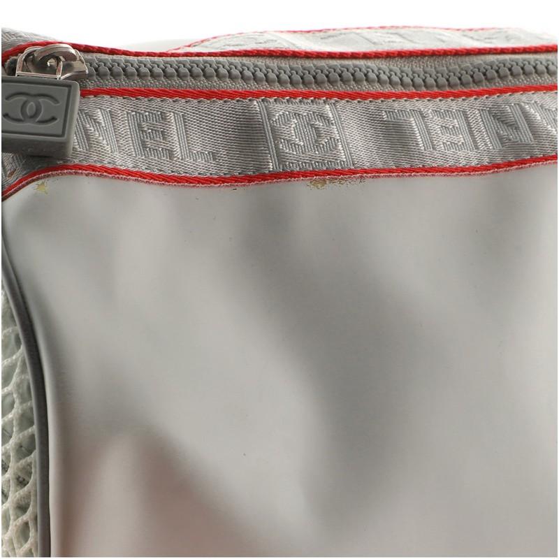 Chanel Sport Line Duffle Bag gedruckt gummiertes Leder groß 4