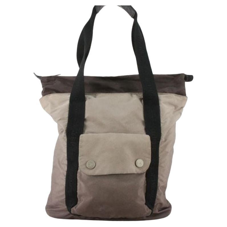 Chanel Sport Line Tragetasche aus grauem Nylon mit silberfarbenen Beschlägen im Angebot