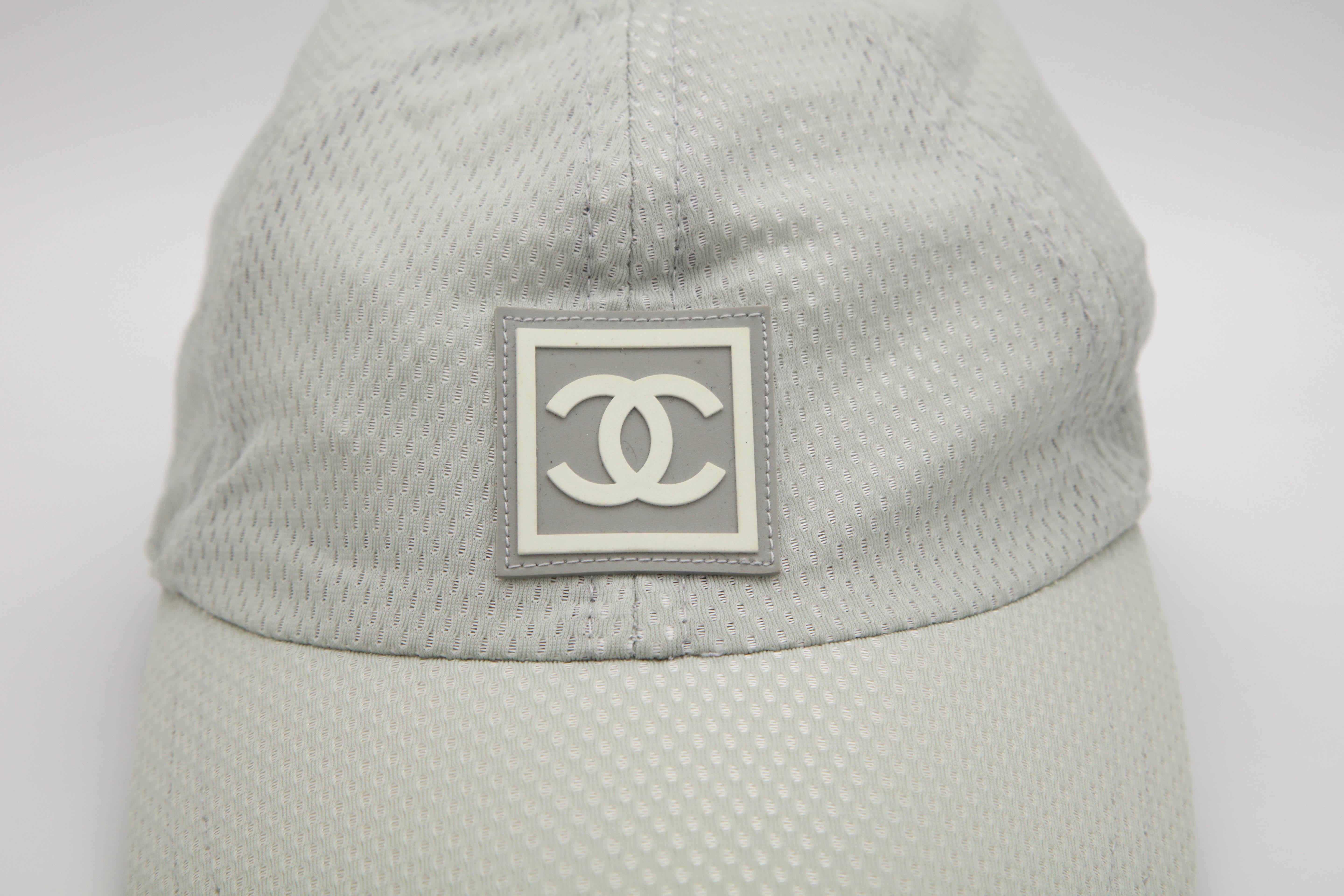 Chanel Sport Rare Gray Cap with CC Logo In Excellent Condition In Chicago, IL