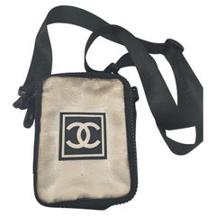 Chanel Sports Line Nero e Bianco CC Rubber Logo Camera Crossbody Waist Duo Bag