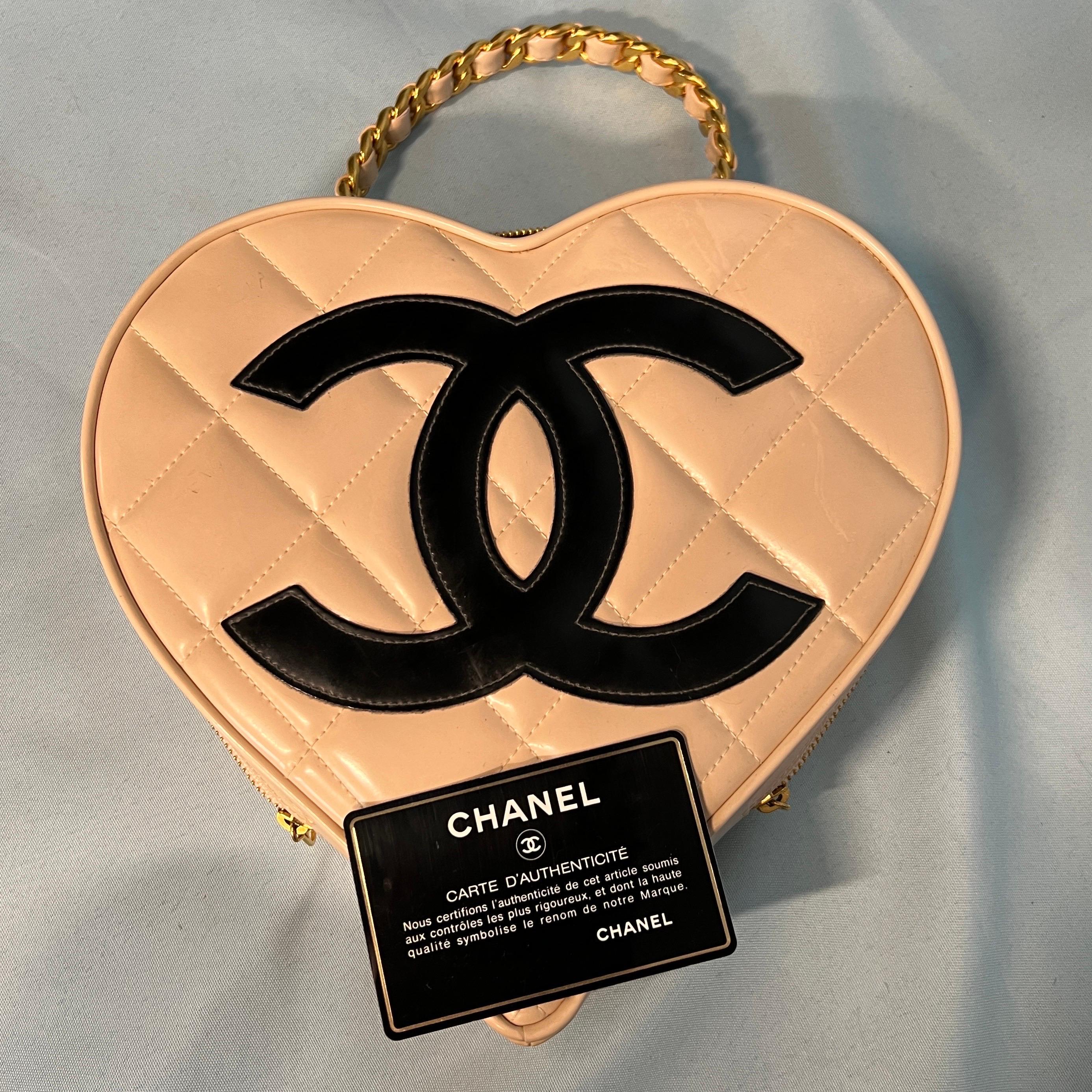 Women's Chanel Spring 1995 Heart CC Patent Quilted Leather Bag