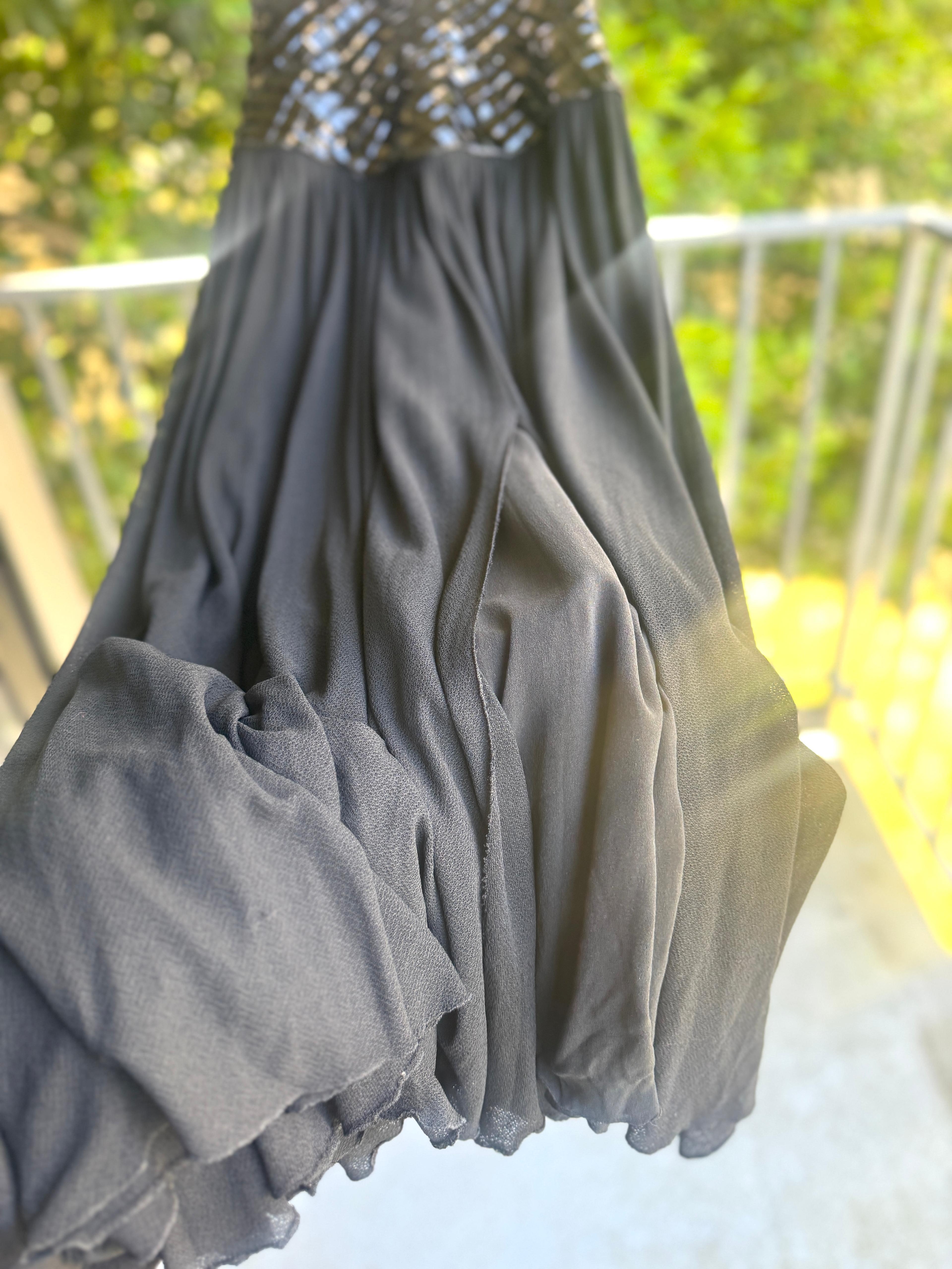 Chanel Frühjahr 1995 Laufsteg-Kleid - Größe 42 (Schwarz) im Angebot