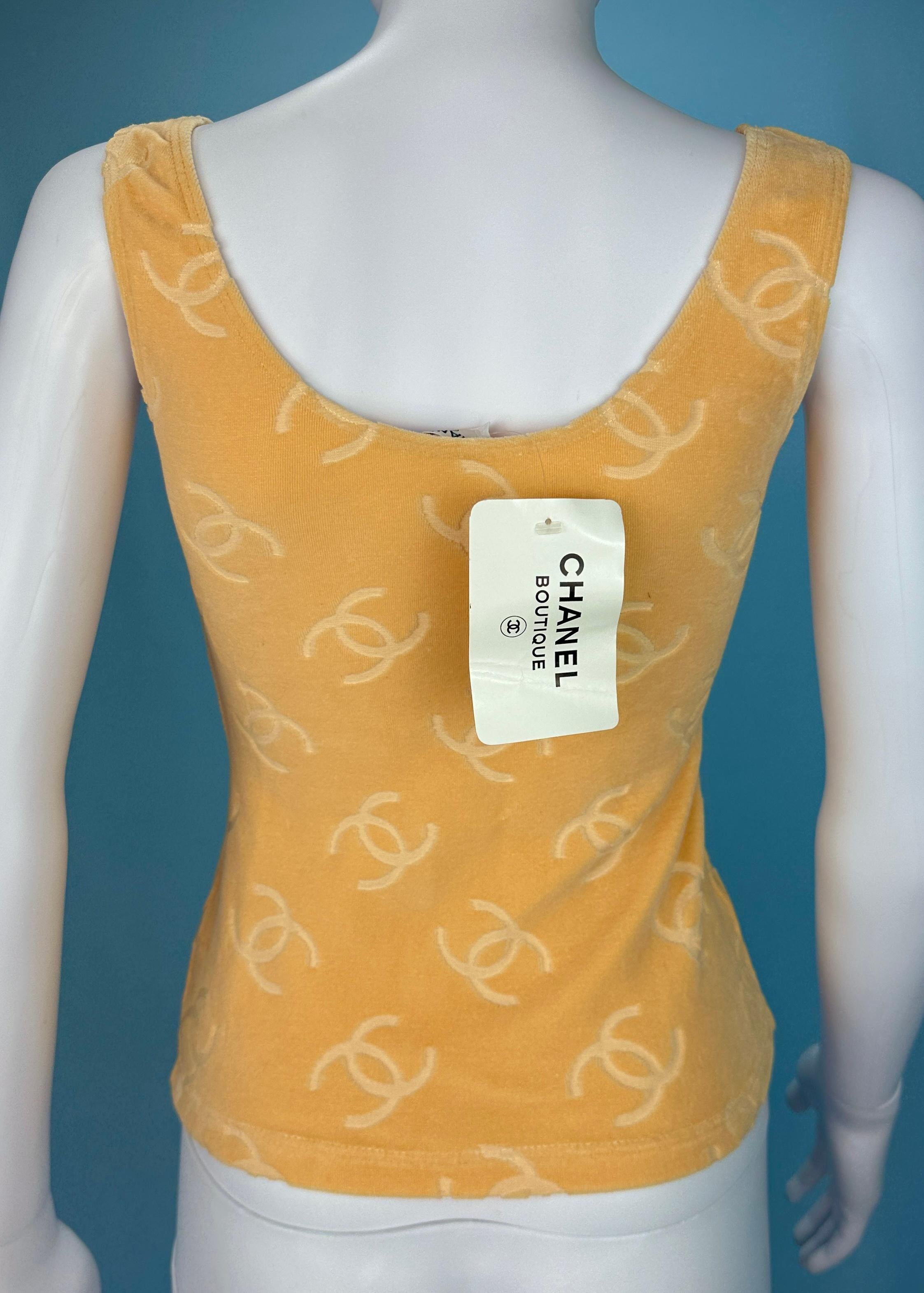 Chanel Spring 1996 Peach Velvet Velour Monogram Tank Top In Excellent Condition In Hertfordshire, GB