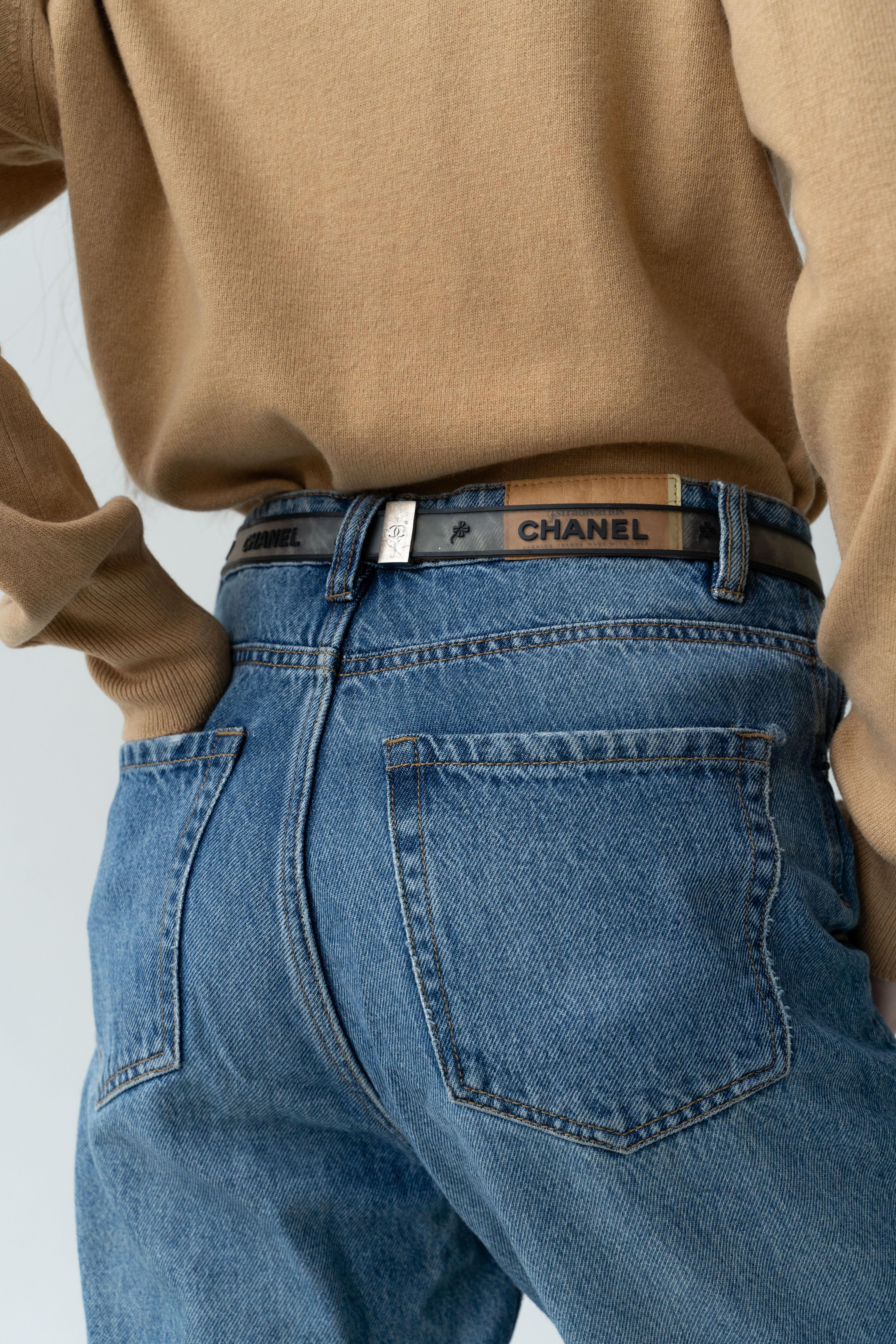 Chanel Spring 2001 Rubber Logo & Clover Belt Silverbuckle Vintage For Sale 3