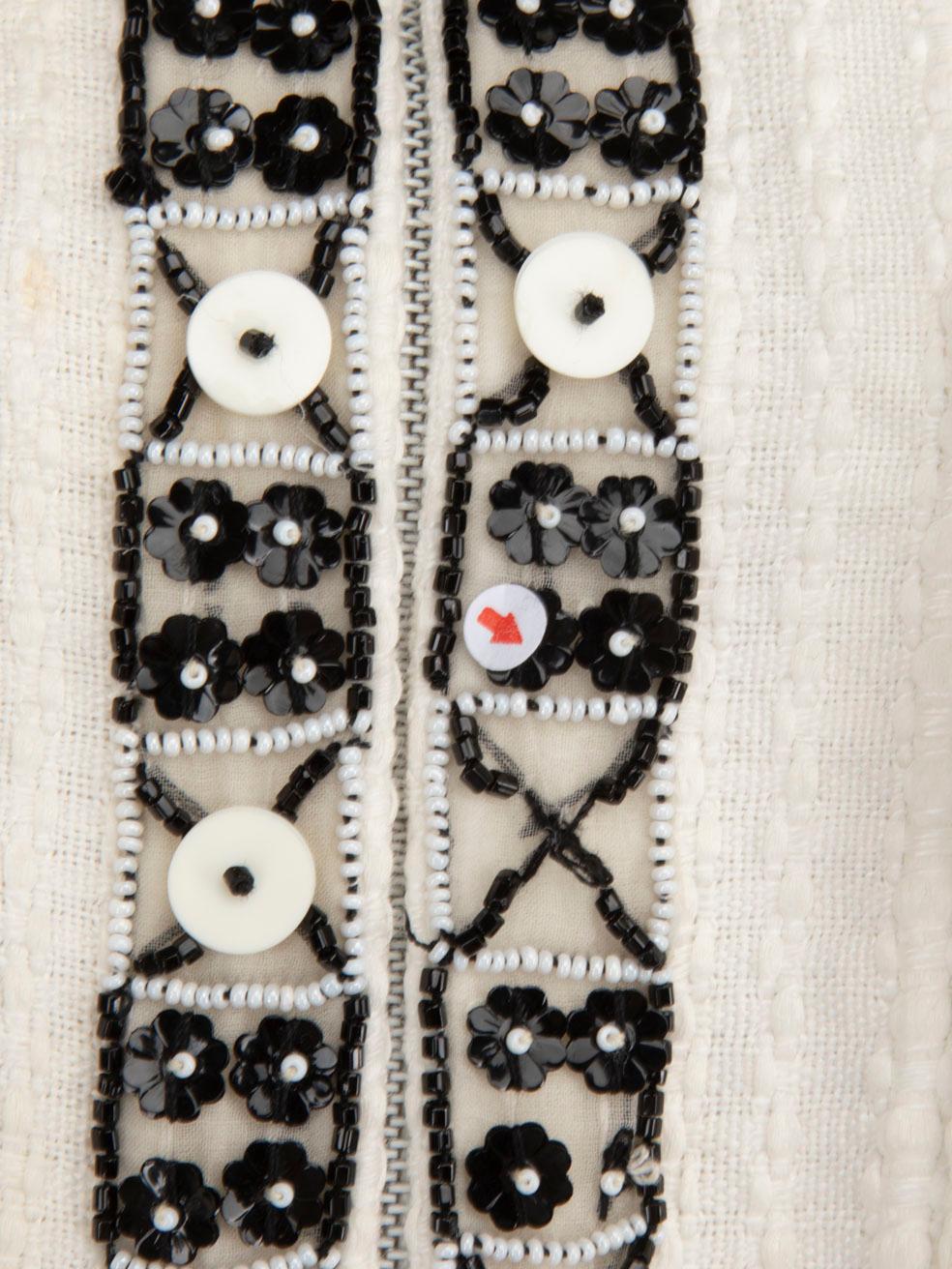Chanel Spring 2003 Ecru Embroidered Blazer Size M In Good Condition For Sale In London, GB