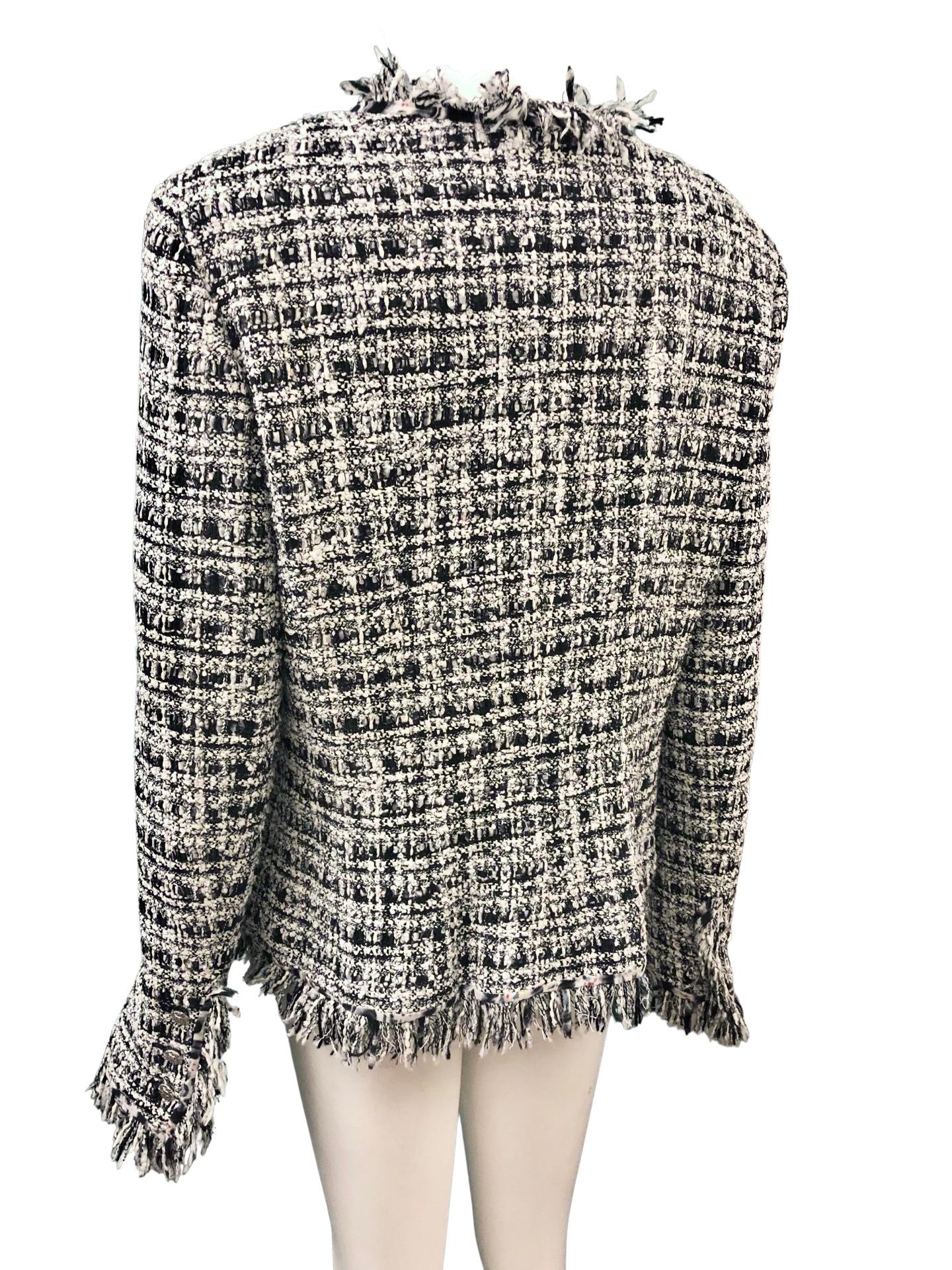 Women's or Men's Chanel Spring 2004 Black and White Tweed Jacket with Frayed Edge Throughout For Sale