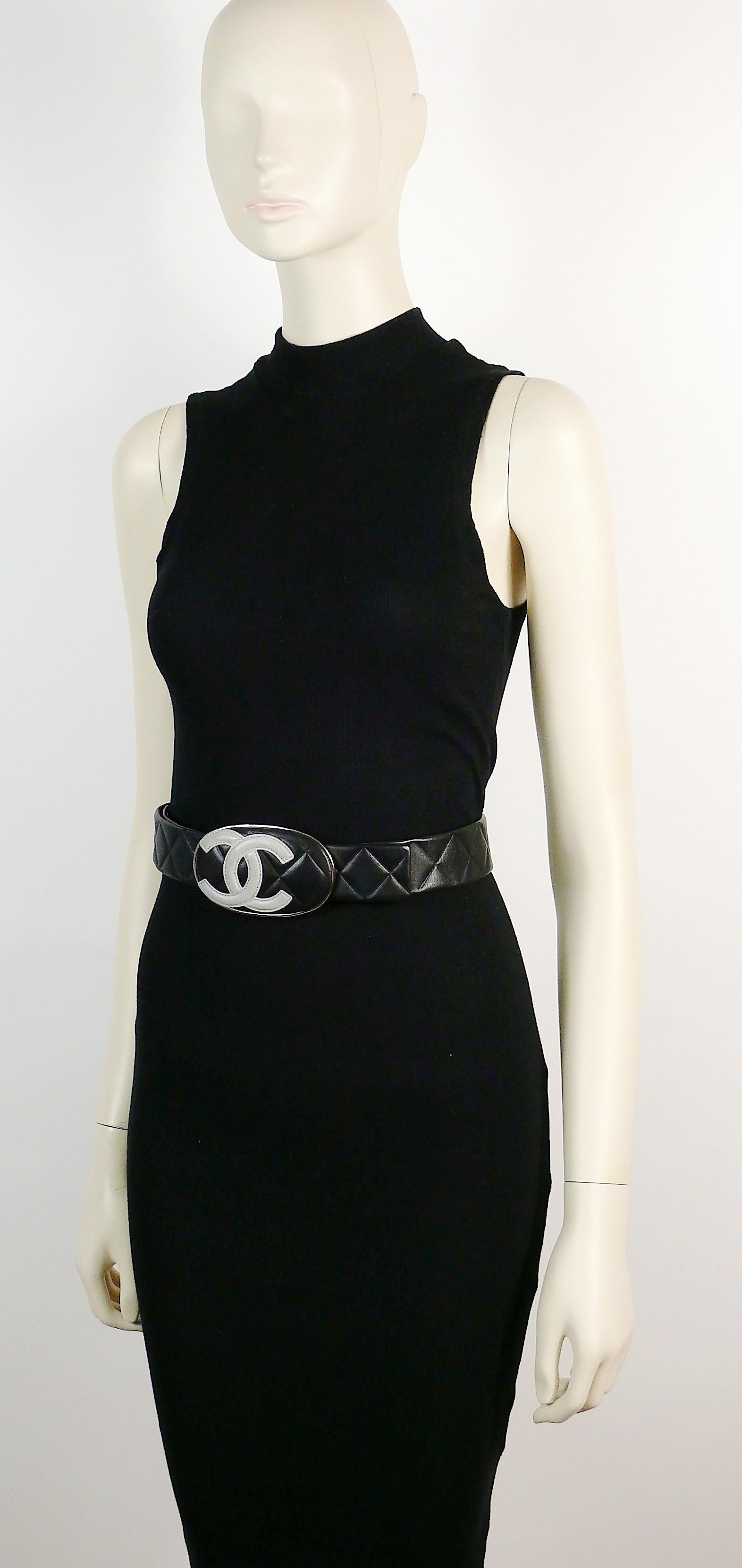 Chanel Spring 2005 Black and Grey Cambon CC Logo Quilted Leather Wide Belt 3