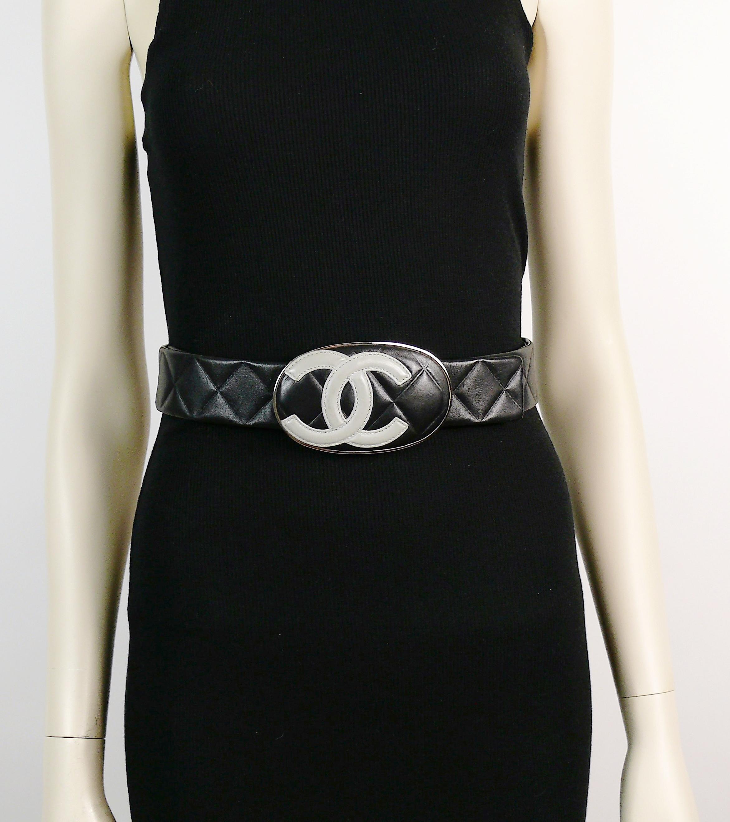 Women's Chanel Spring 2005 Black and Grey Cambon CC Logo Quilted Leather Wide Belt