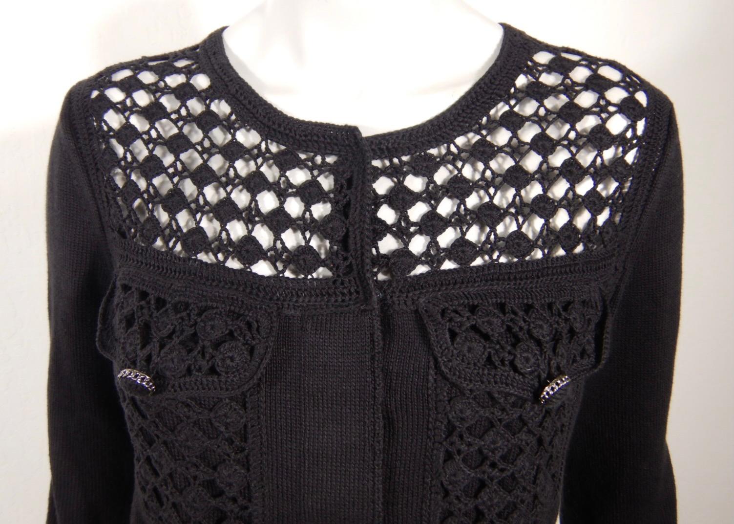 Chanel Spring 2006 Black Knit Cardigan Sweater In Good Condition For Sale In Oakland, CA