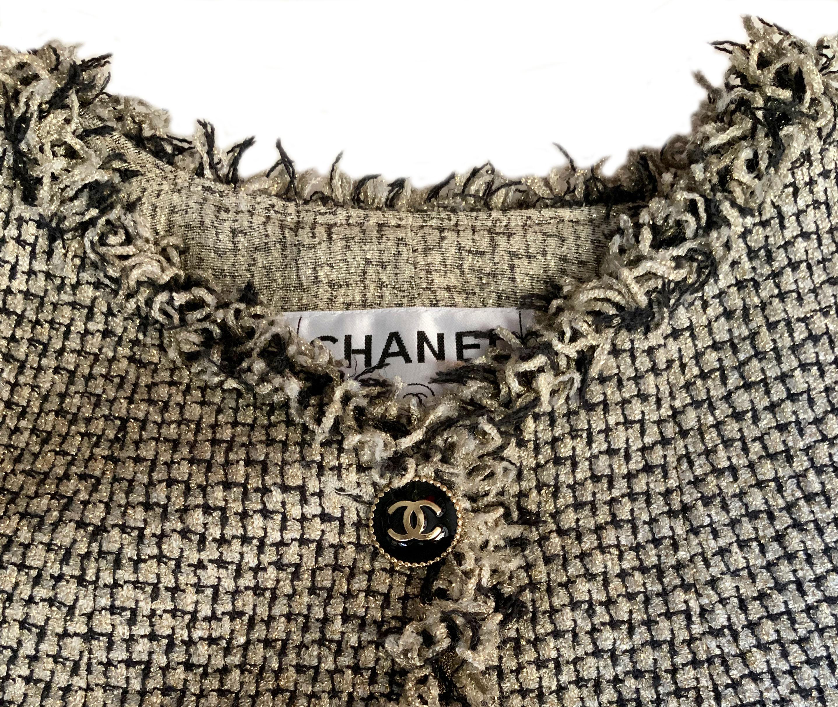 Chanel Spring 2007 Gold Lurex Beige and Black Tweed Jacket In Good Condition In Geneva, CH