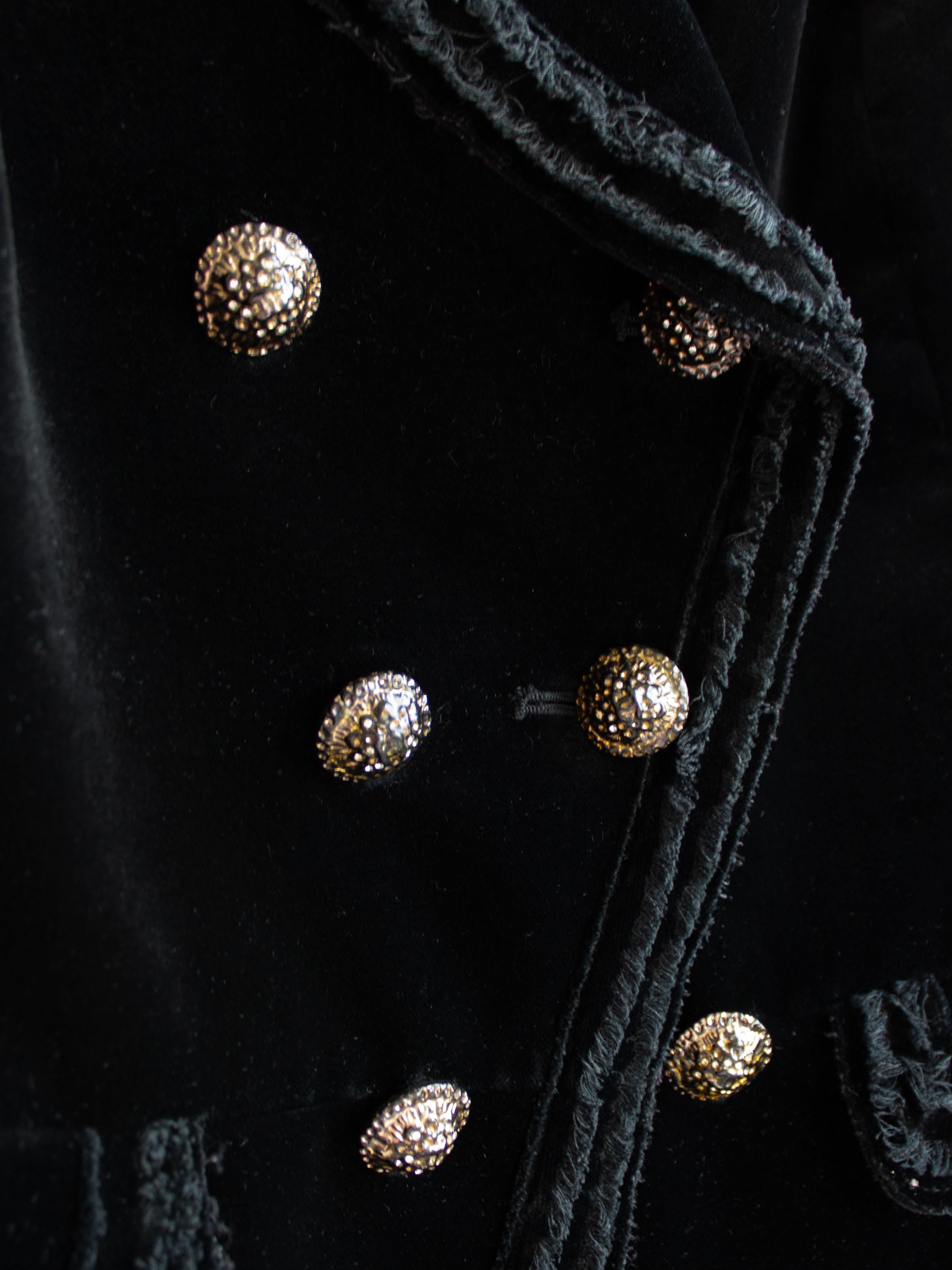 Chanel Spring 2010 Black Velvet Gold Beaded CC Crest 10P Jacket 6
