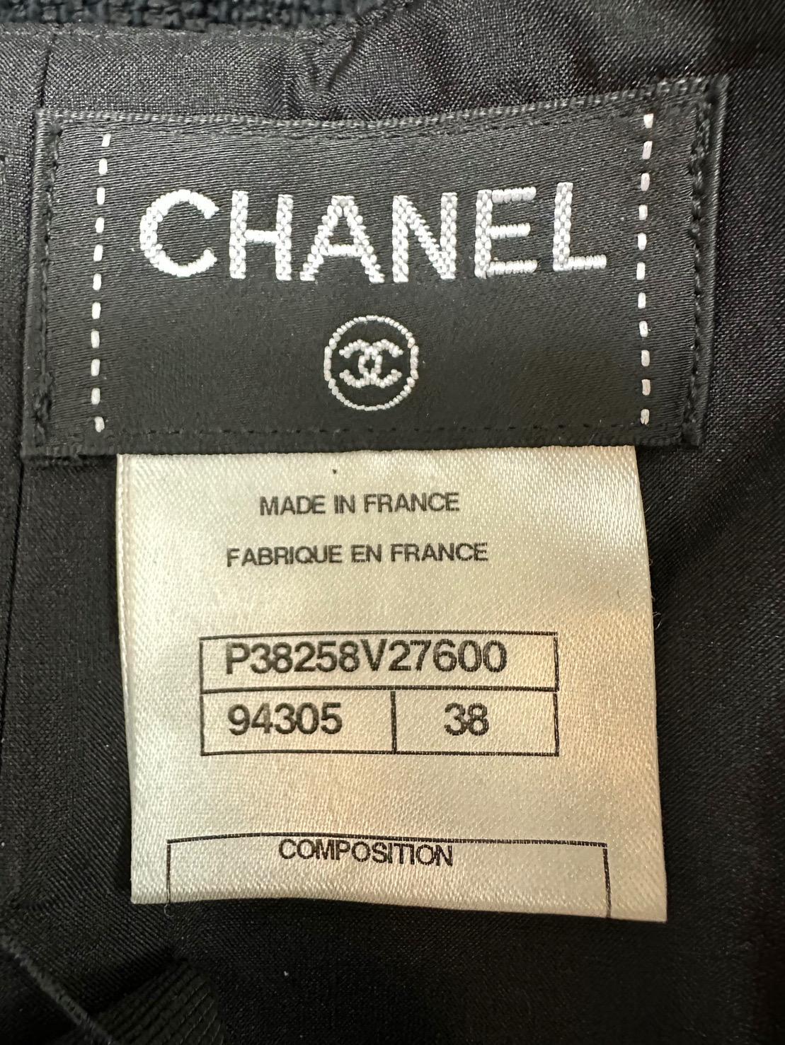 Chanel Primavera 2010 Gonna con fiocco Giacca Abito Sz.36, Gonna Sz.38 in vendita 6