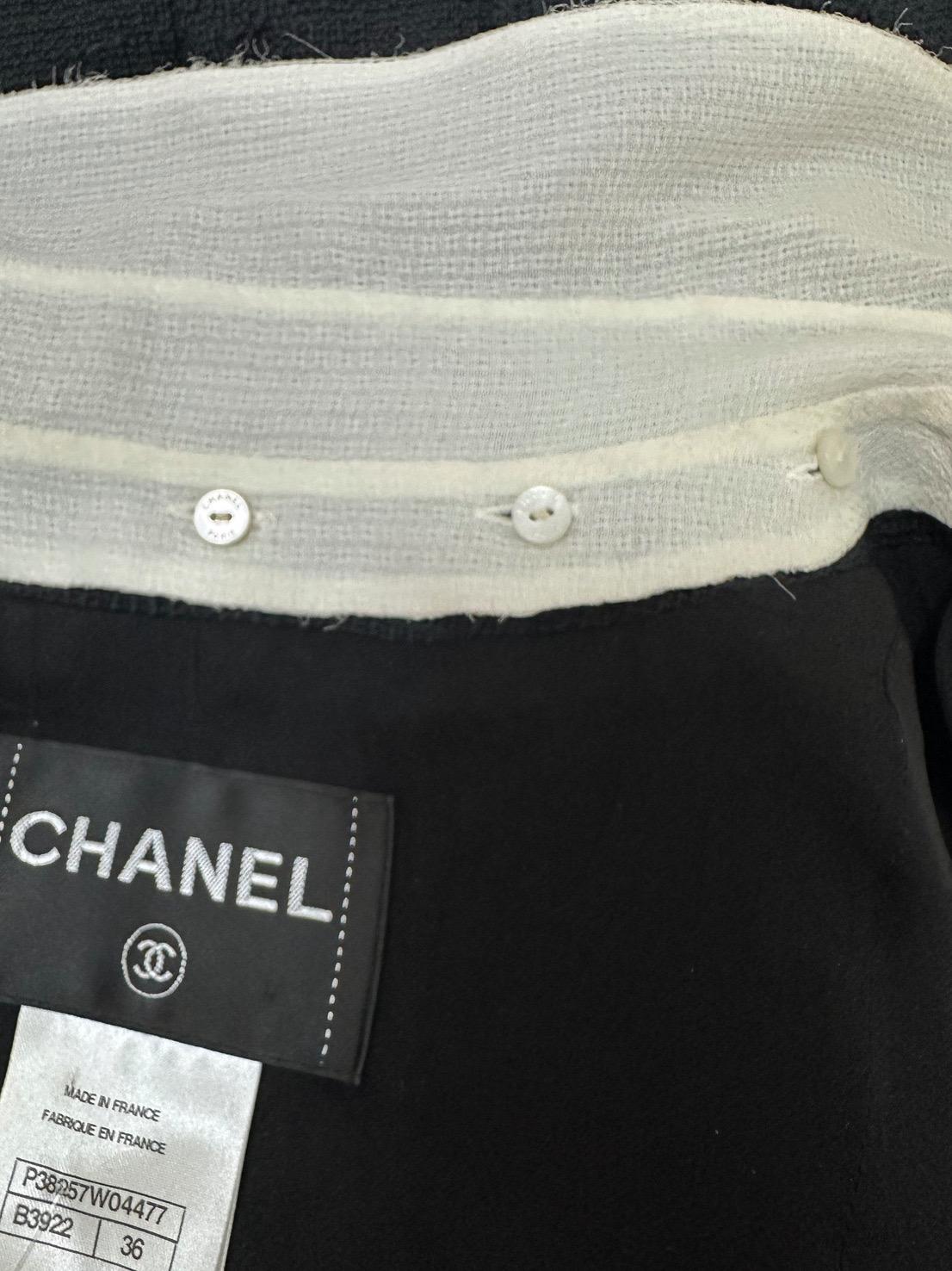 Chanel Primavera 2010 Gonna con fiocco Giacca Abito Sz.36, Gonna Sz.38 in vendita 9