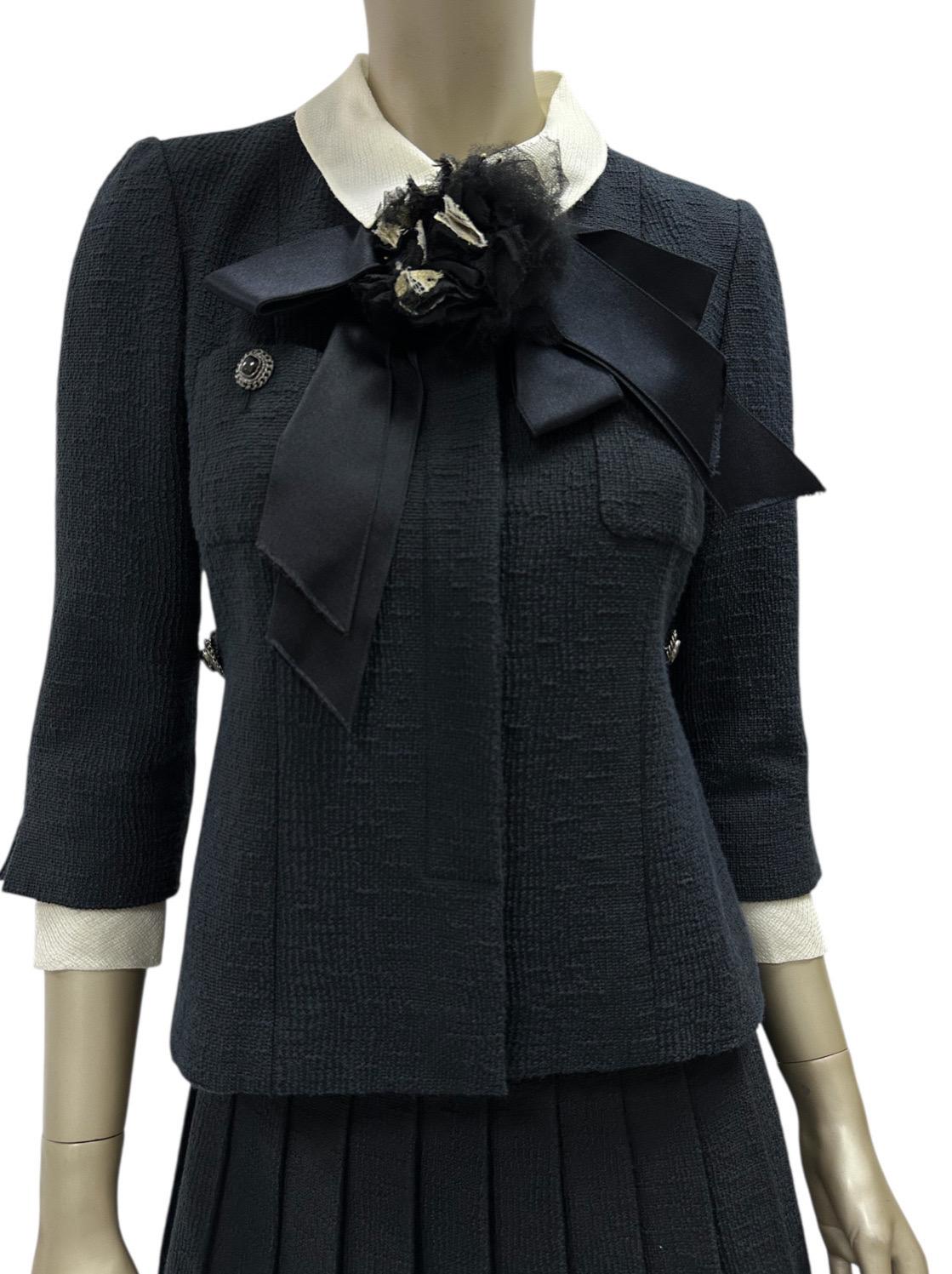 Chanel Primavera 2010 Gonna con fiocco Giacca Abito Sz.36, Gonna Sz.38 in vendita 10
