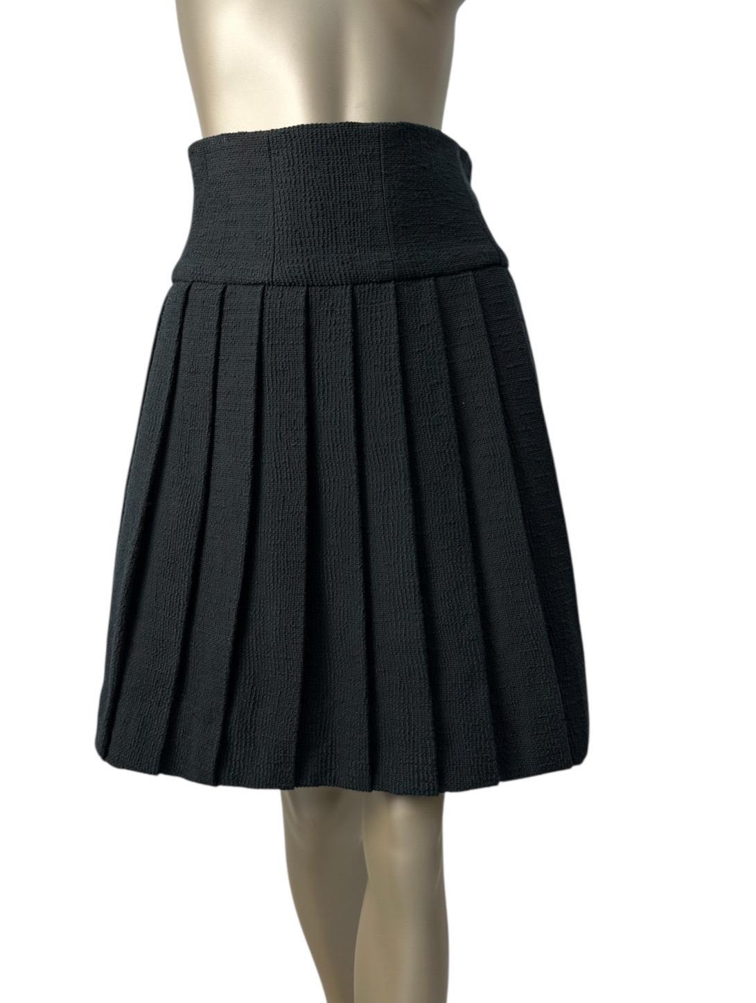 Chanel Primavera 2010 Gonna con fiocco Giacca Abito Sz.36, Gonna Sz.38 in vendita 4