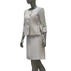 Chanel Spring 2010 Ivory Cream Tweed Skirt Suit Set Size FR 40