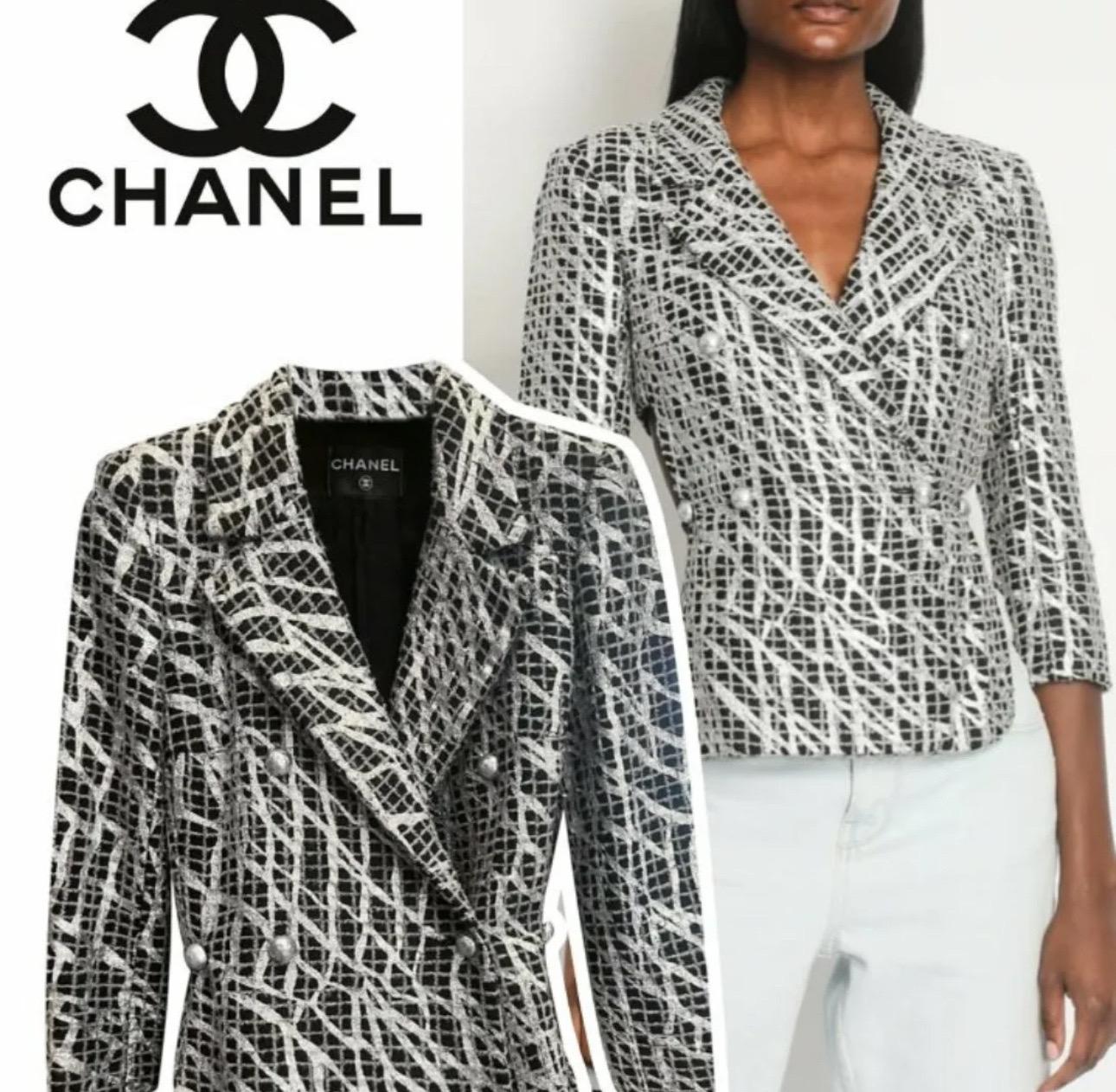 Chanel Primavera 2012 Graffiti Tweed Nero Bianco Giacca Sz.38 in vendita 1