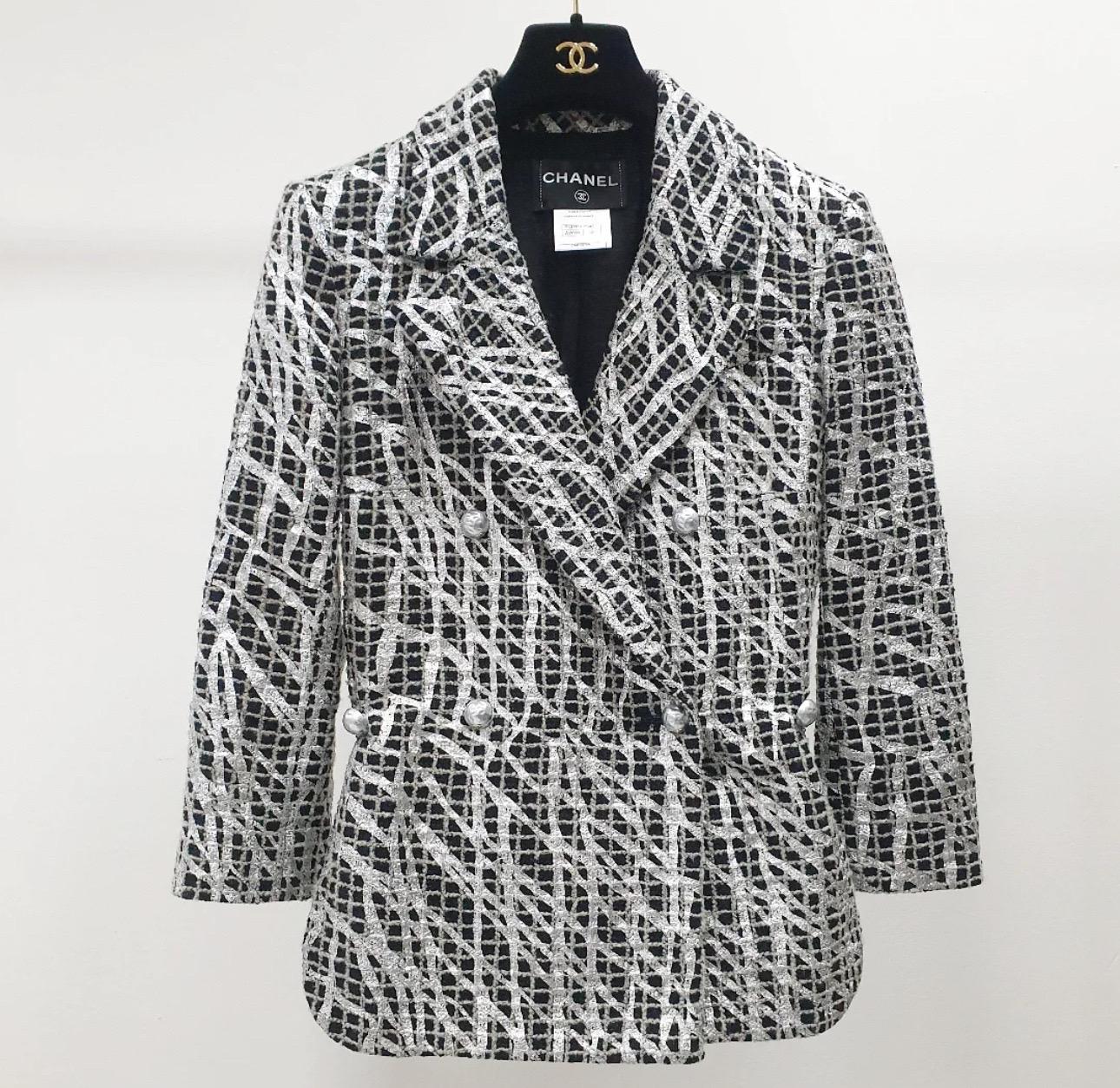 Chanel Primavera 2012 Graffiti Tweed Nero Bianco Giacca Sz.38 in vendita