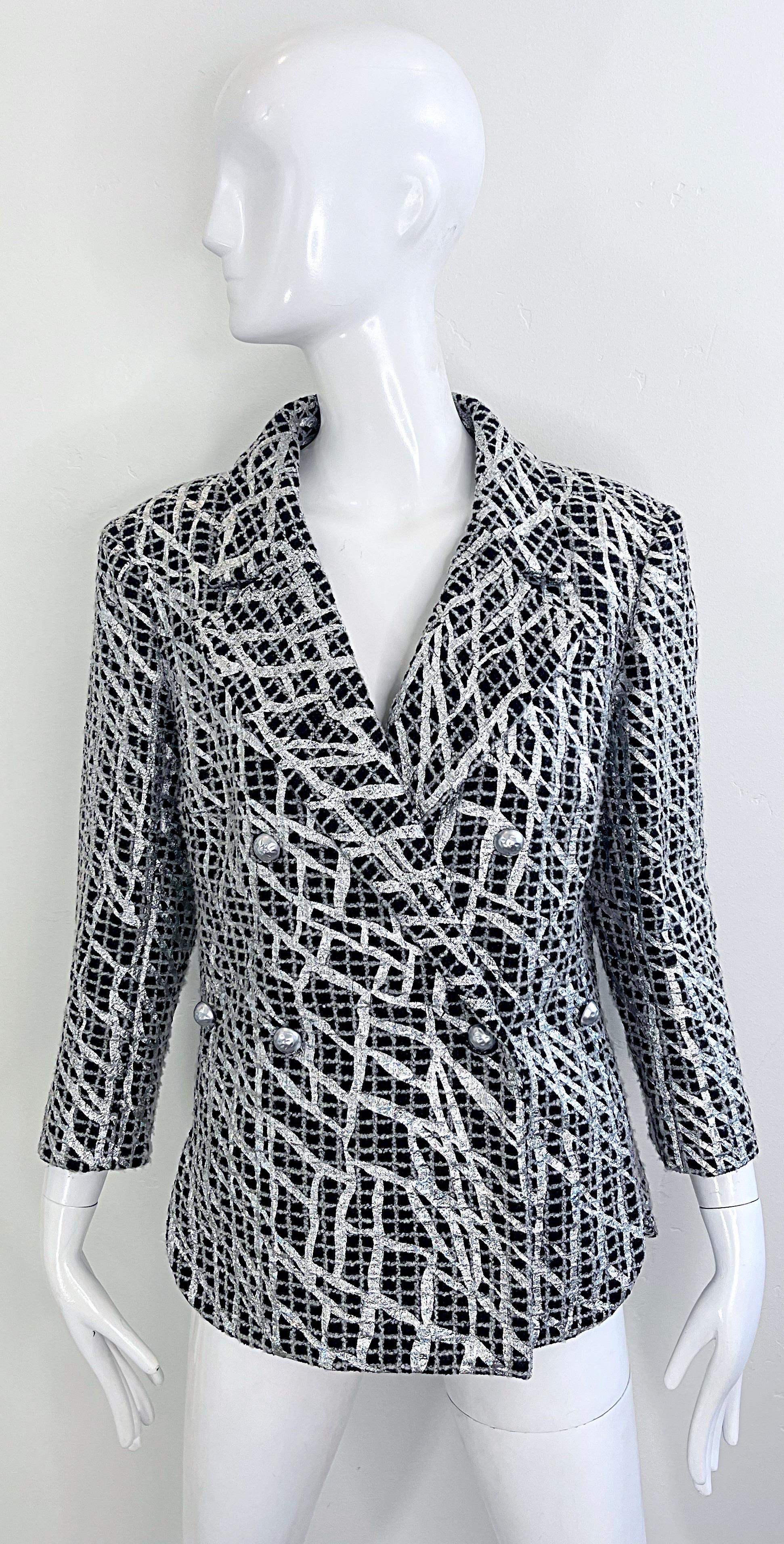 Chanel Spring 2012 Karl Lagerfeld Black White Silver Size 44 Hand Painted Blazer For Sale 6